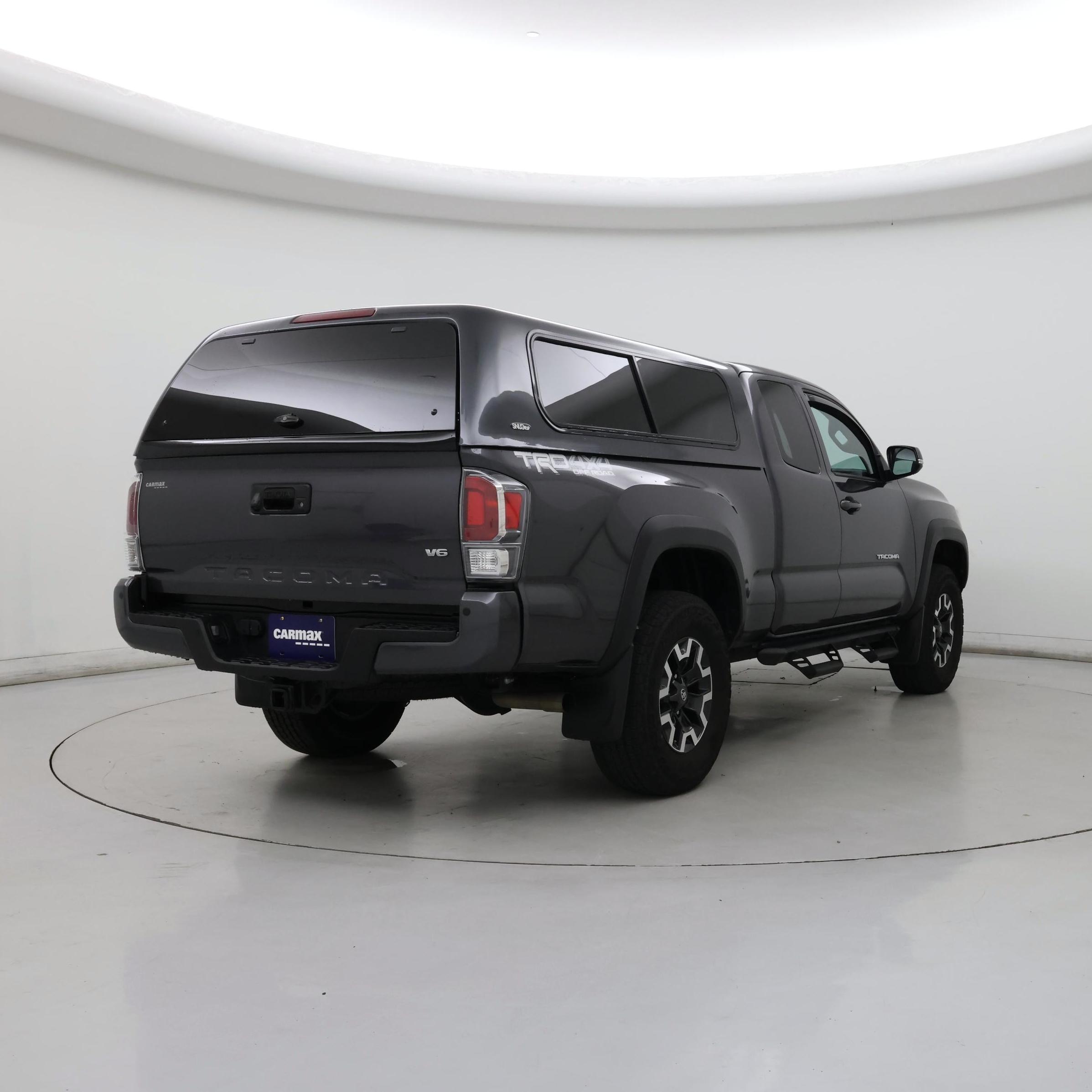 Thumbnail: 2023 Toyota Tacoma - 8
