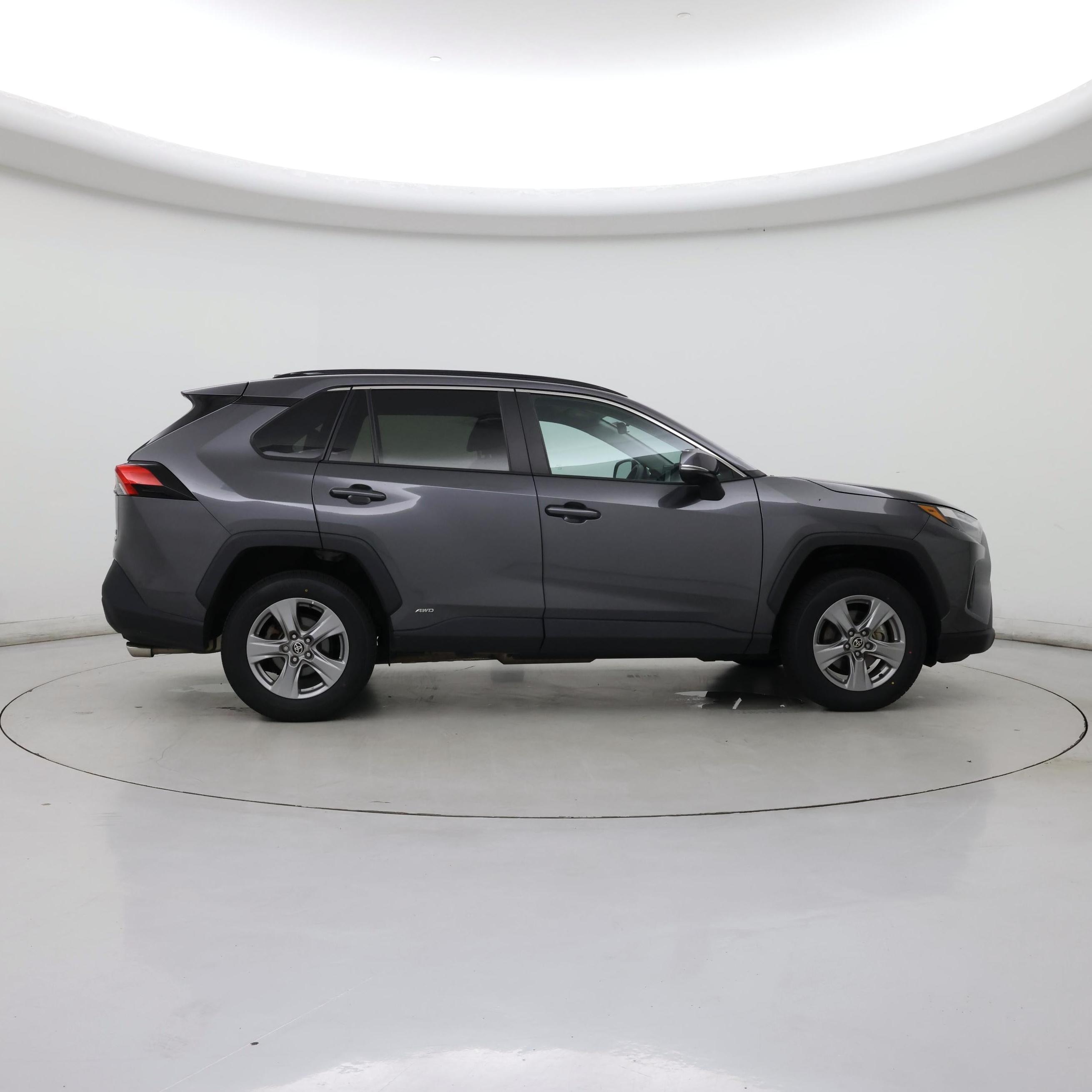 Thumbnail: 2022 Toyota RAV4 - 7