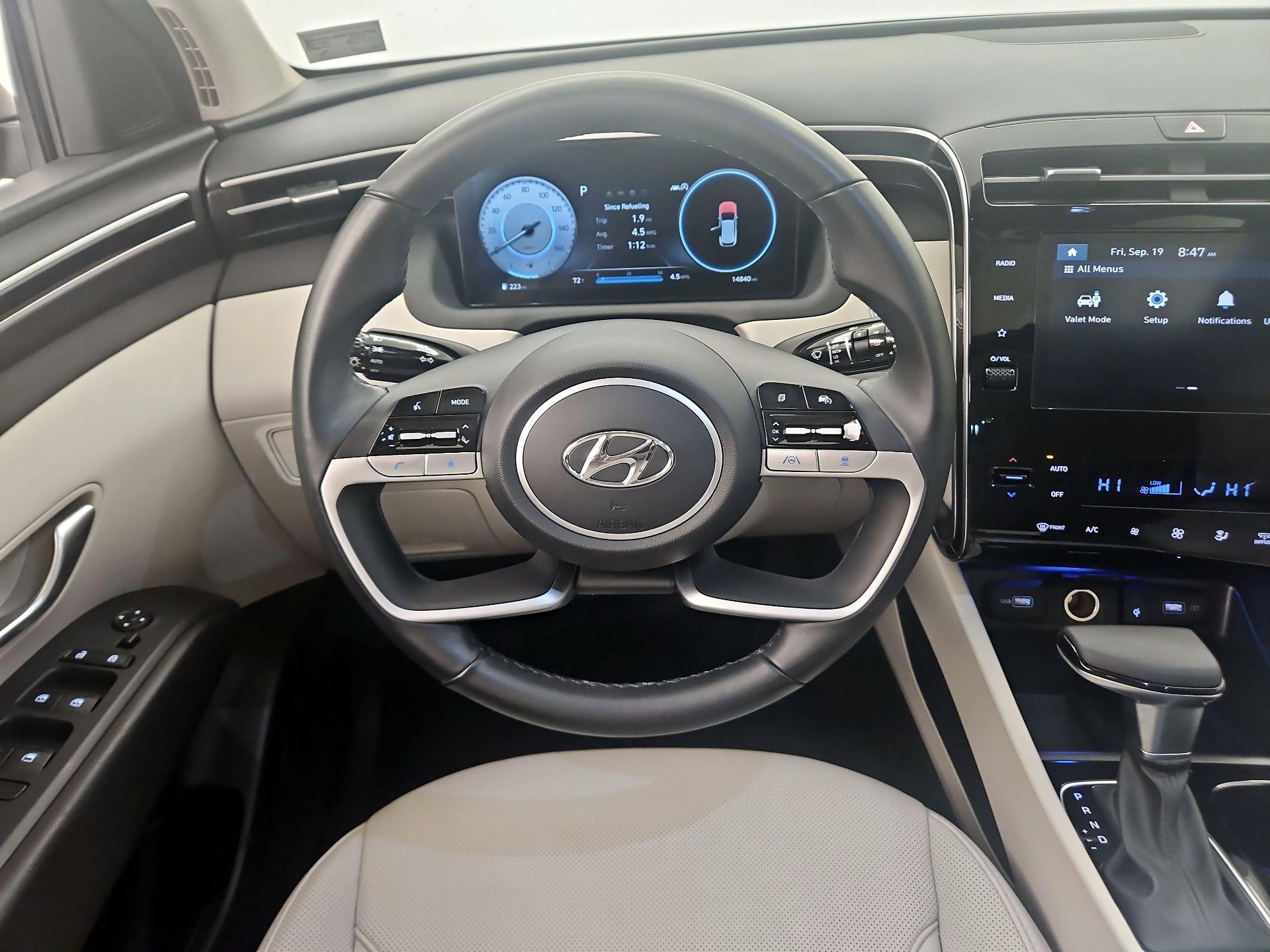 Thumbnail: 2023 Hyundai Tucson - 10