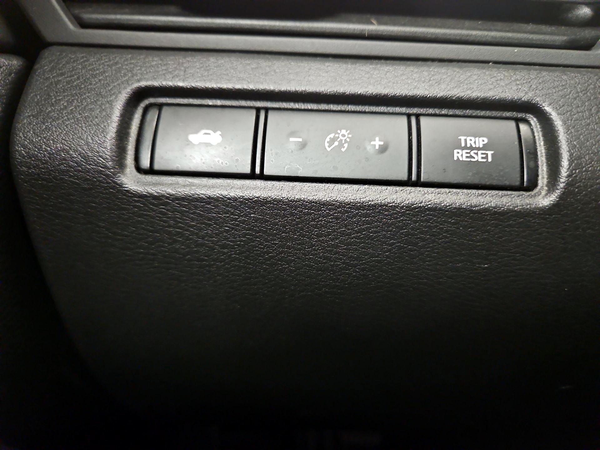 Thumbnail: 2019 Nissan Altima - 13