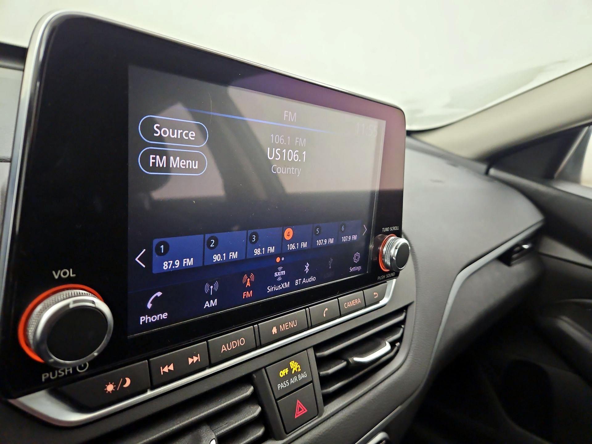 Thumbnail: 2019 Nissan Altima - 15