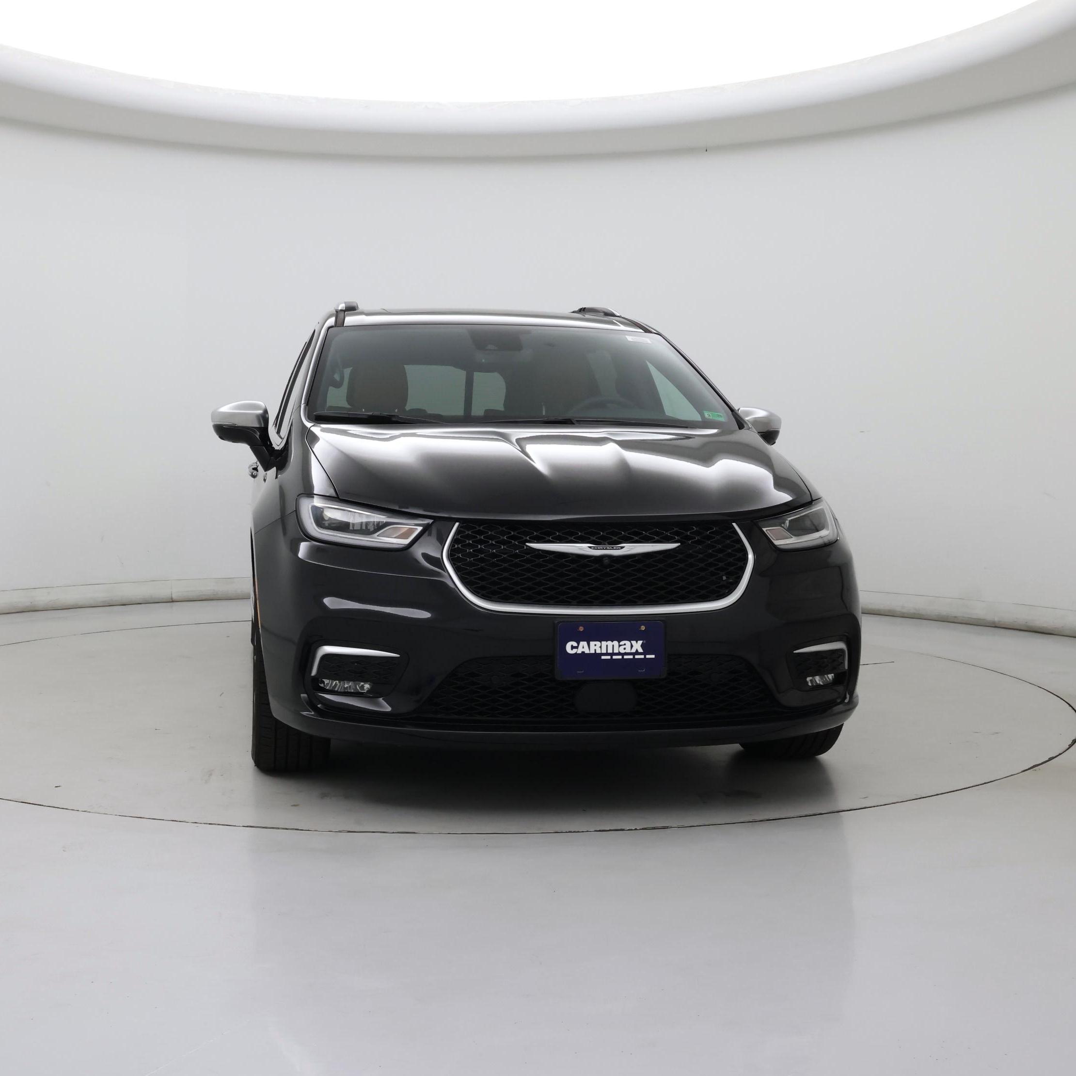 Thumbnail: 2022 Chrysler Pacifica - 5