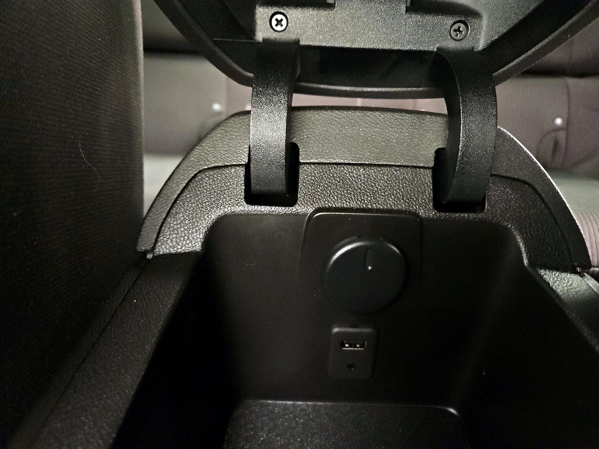 Thumbnail: 2014 Chevrolet Camaro - 17