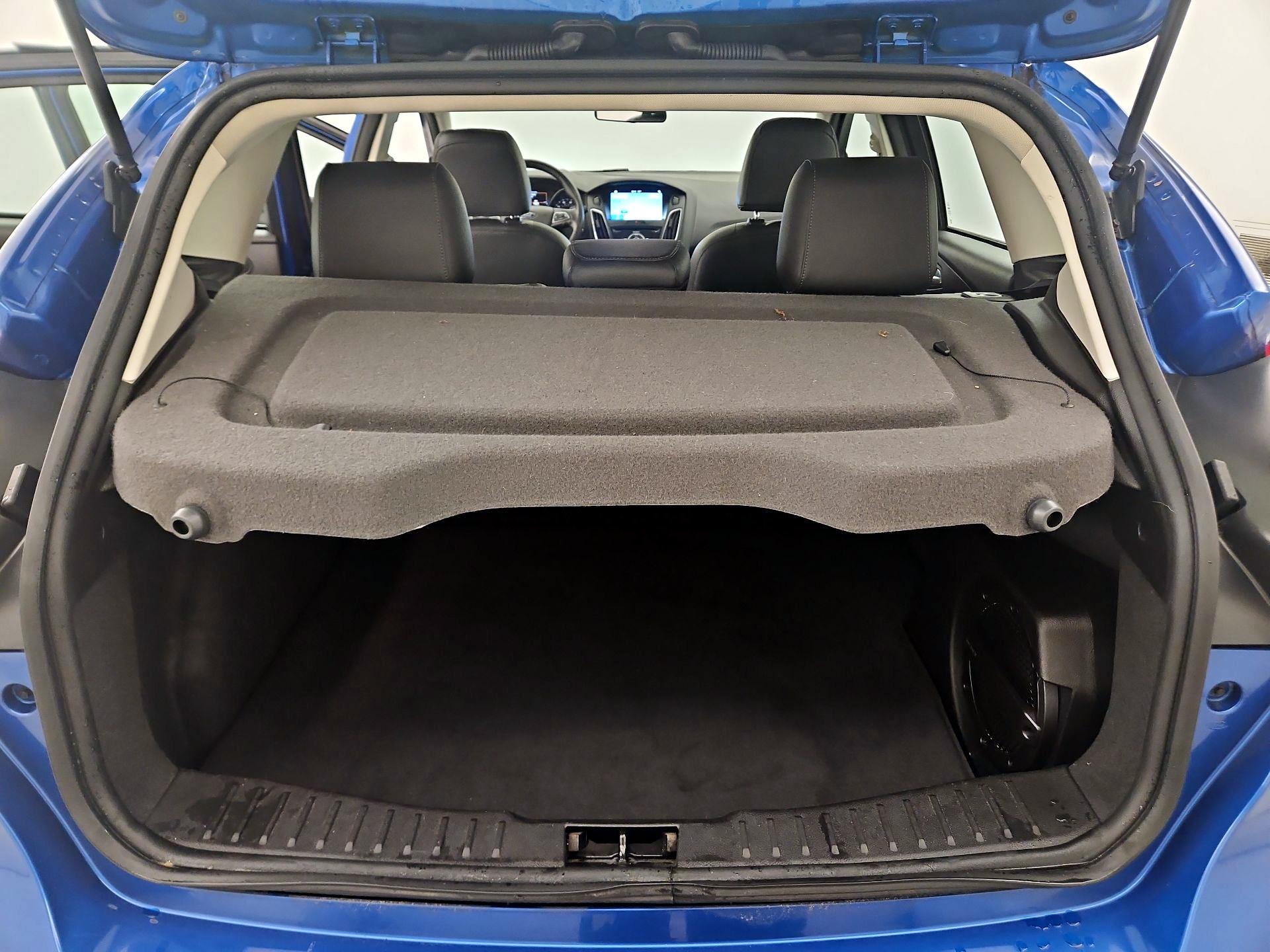 Thumbnail: 2018 Ford Focus - 20