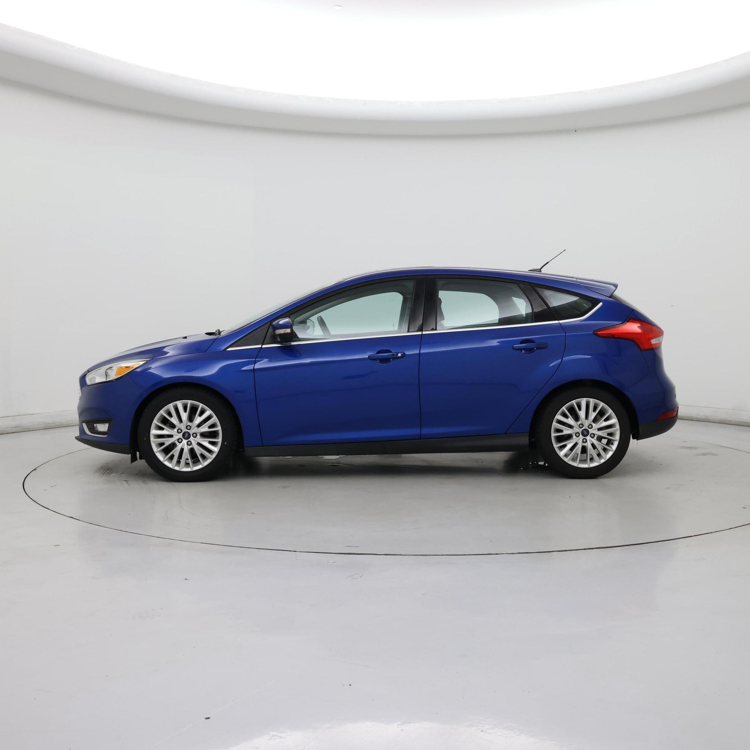 Thumbnail: 2018 Ford Focus - 3