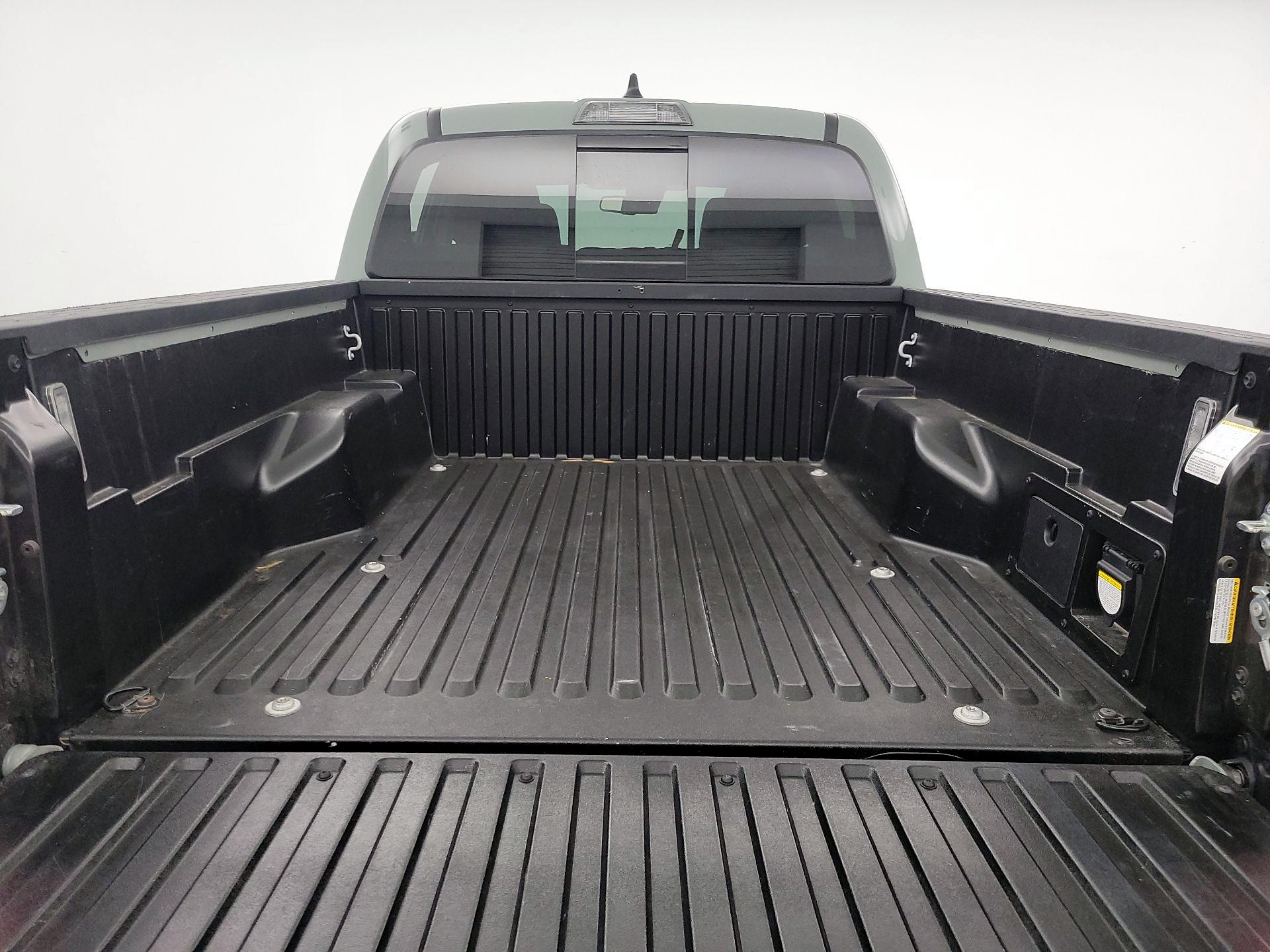 Thumbnail: 2023 Toyota Tacoma - 20