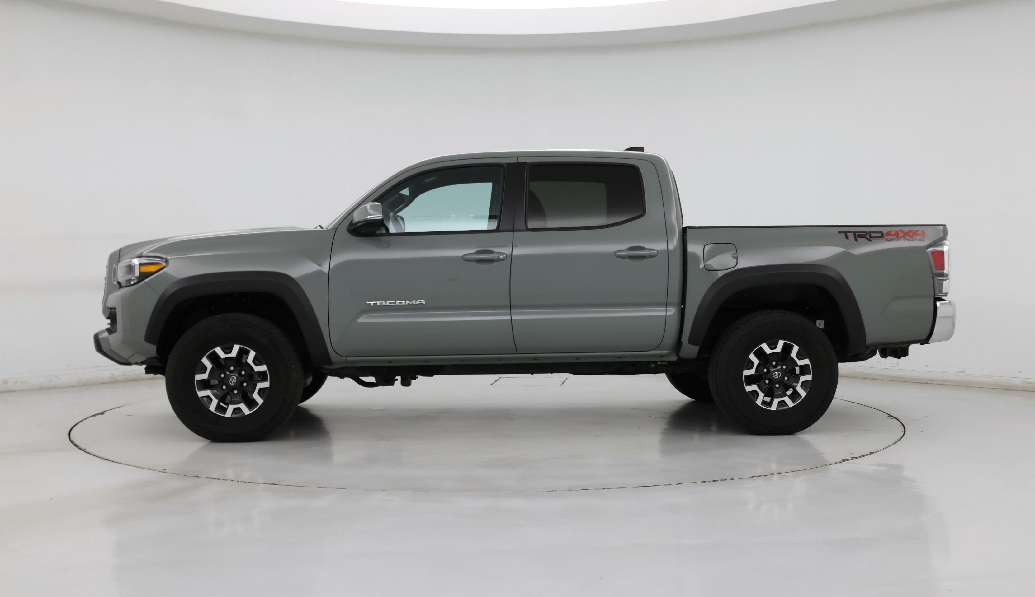 Thumbnail: 2023 Toyota Tacoma - 3