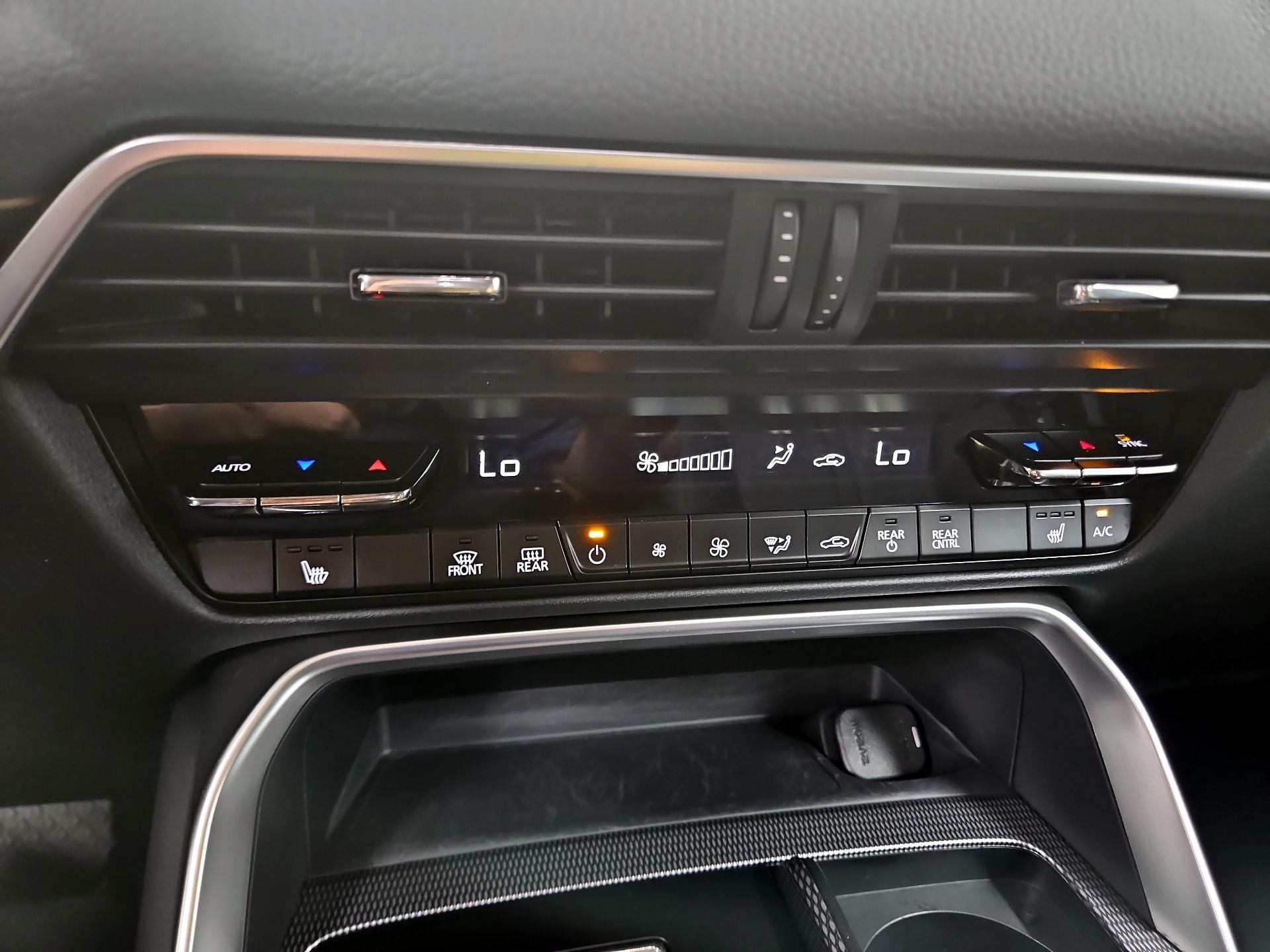 Thumbnail: 2024 Mazda CX-90 - 16