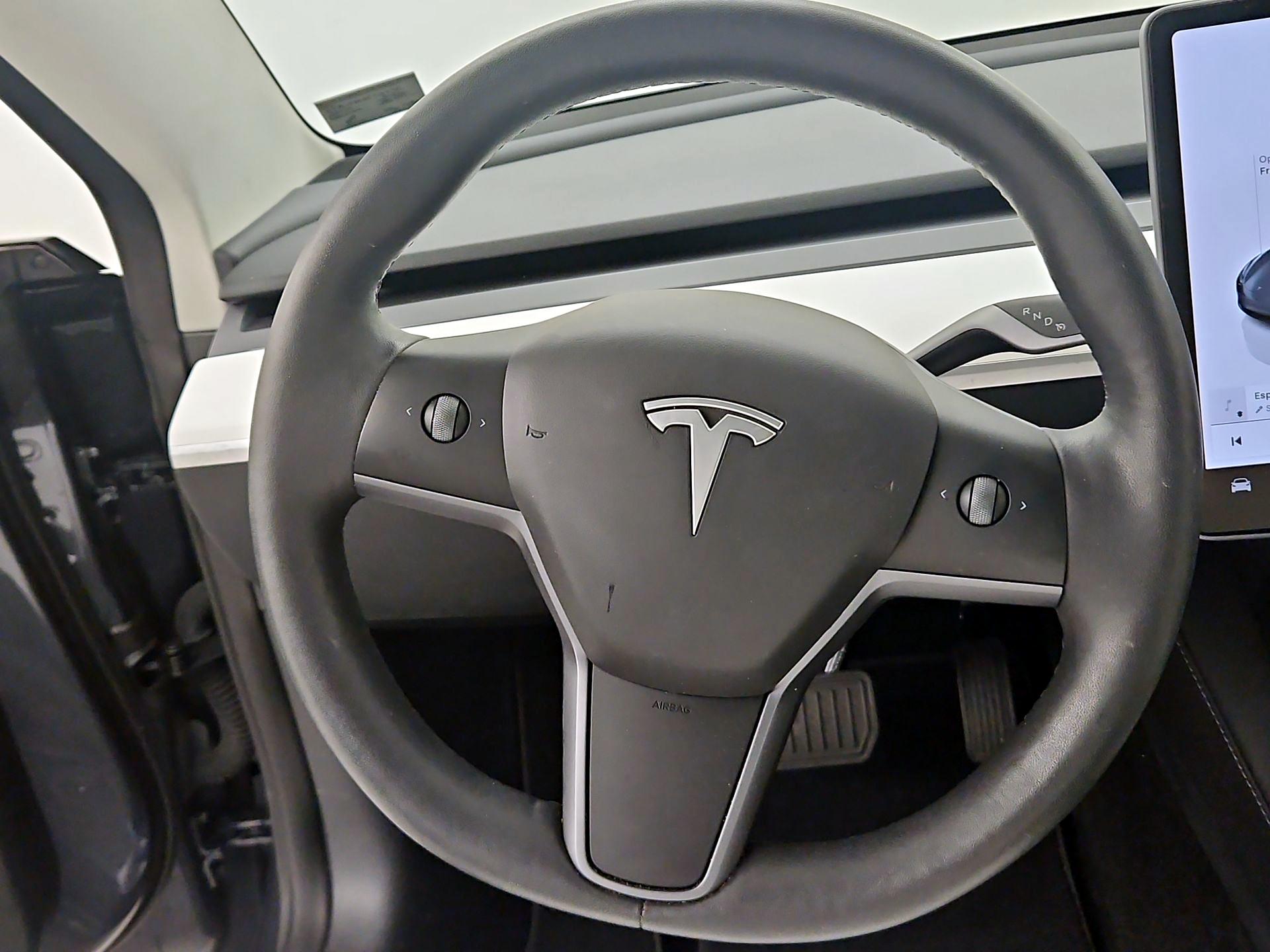 Thumbnail: 2023 Tesla Model 3 - 10