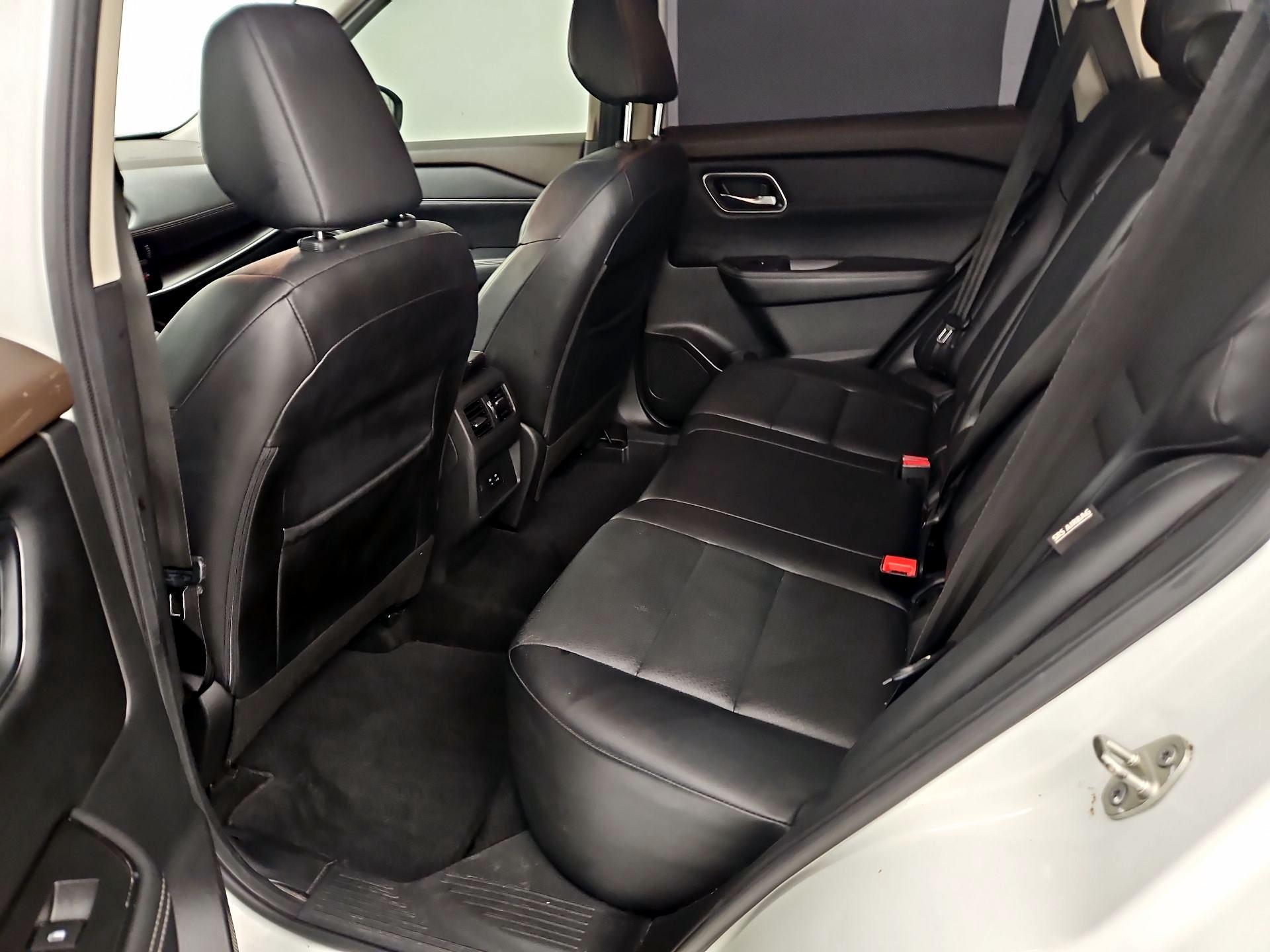 Thumbnail: 2021 Nissan Rogue - 20