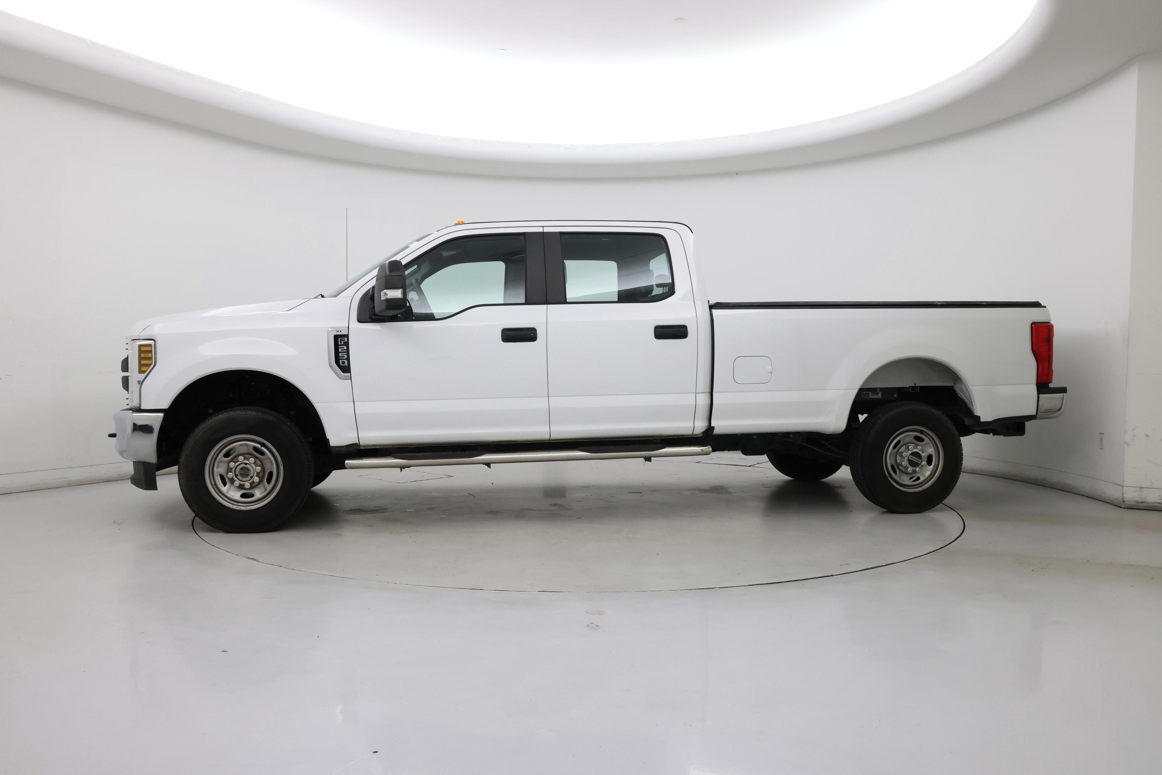 Thumbnail: 2019 Ford F-250 - 3