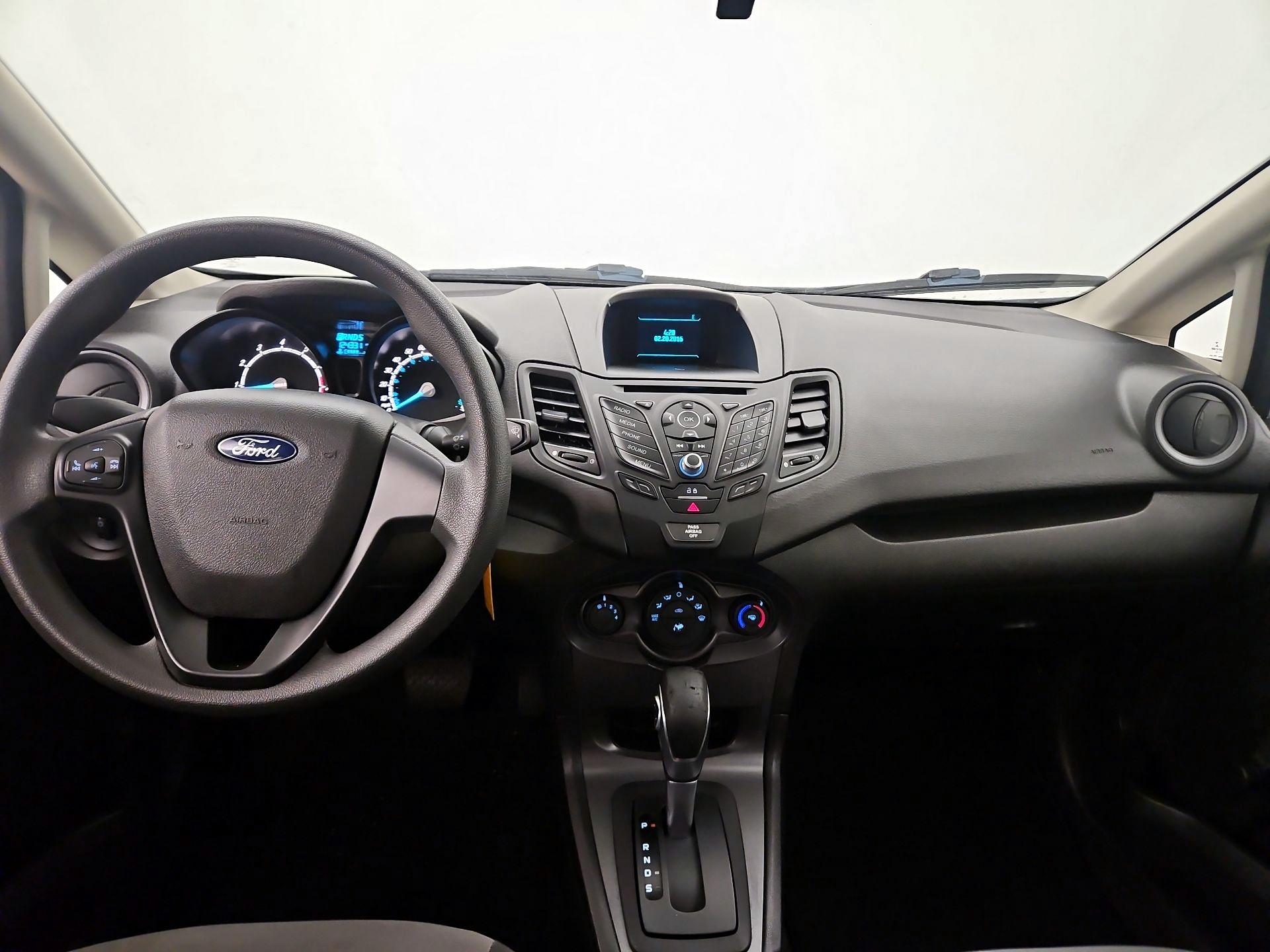 Thumbnail: 2016 Ford Fiesta - 9