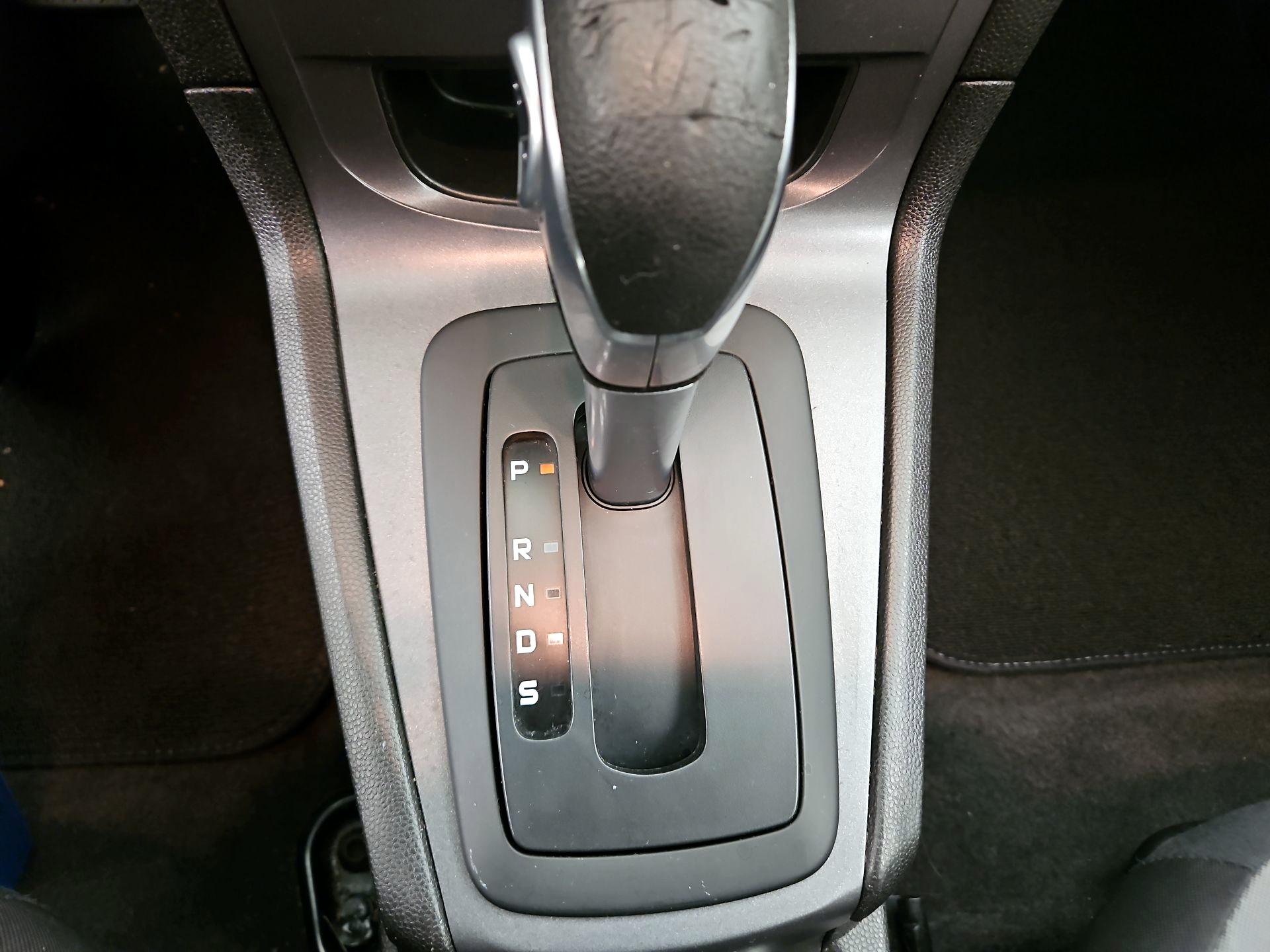 Thumbnail: 2016 Ford Fiesta - 16