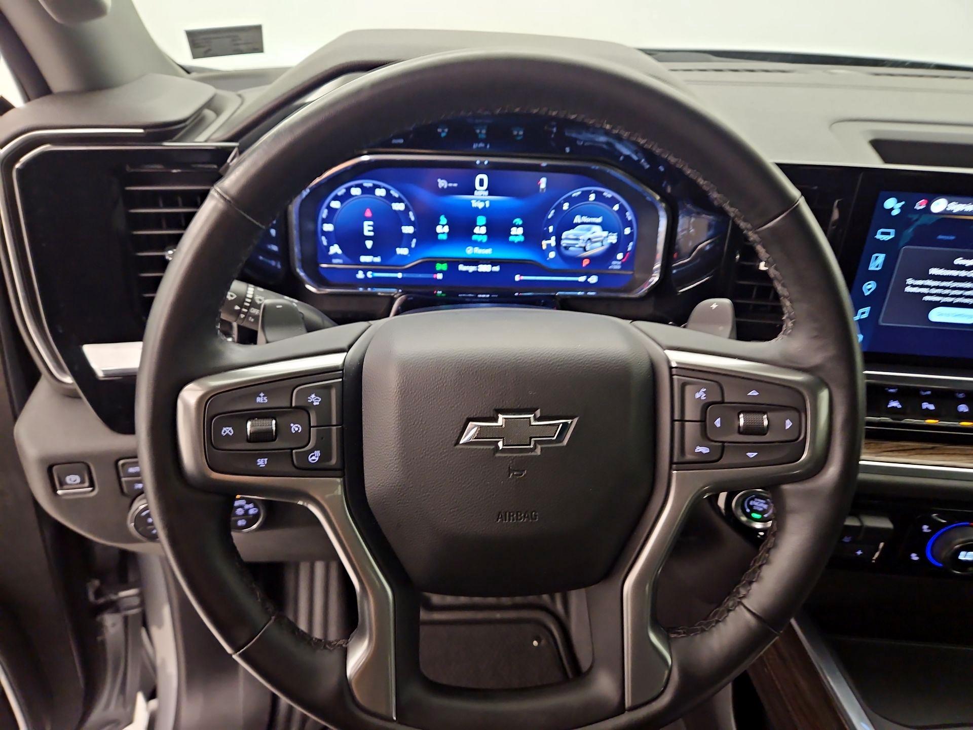 Thumbnail: 2025 Chevrolet Silverado 1500 - 10
