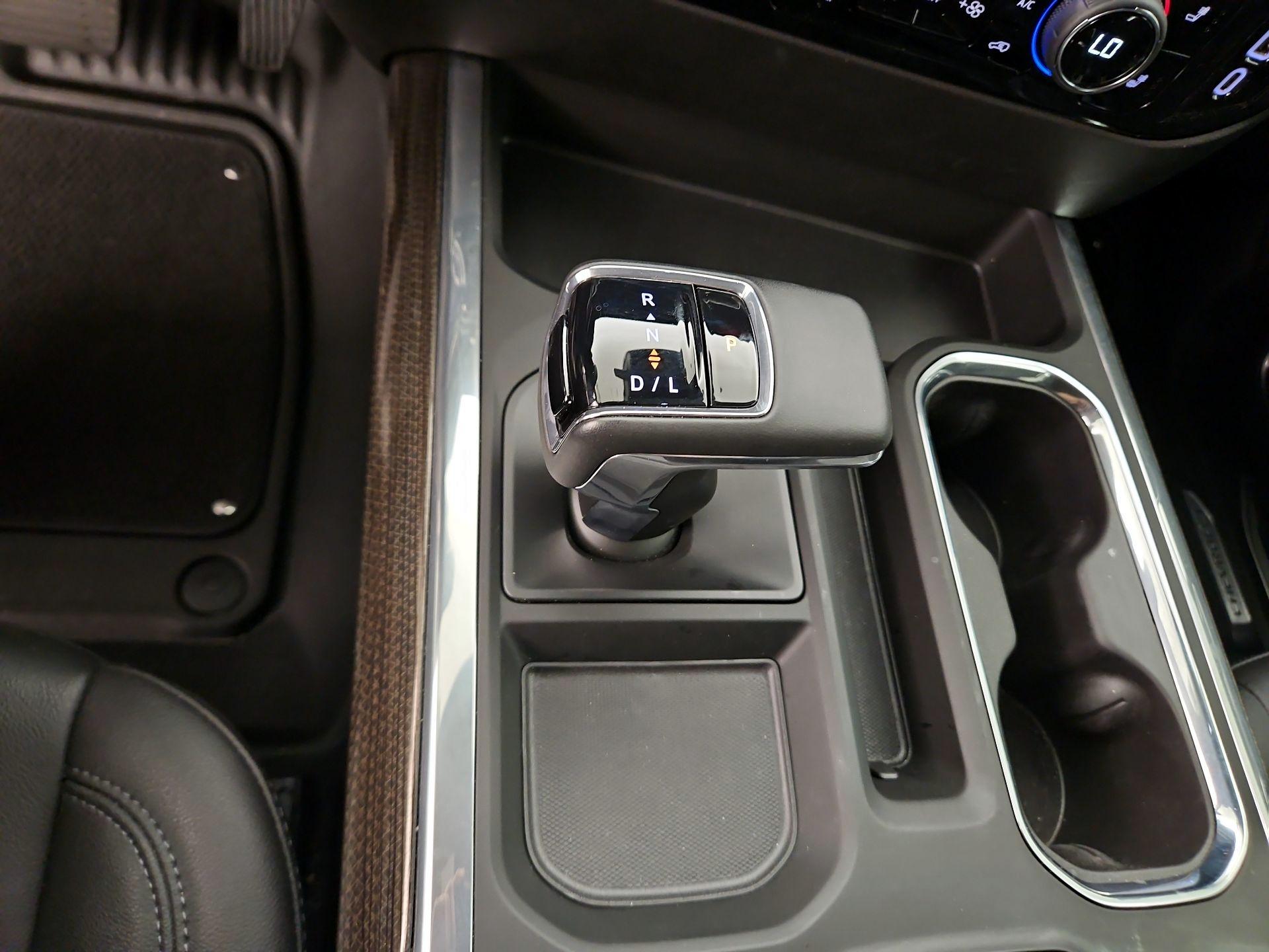Thumbnail: 2025 Chevrolet Silverado 1500 - 18