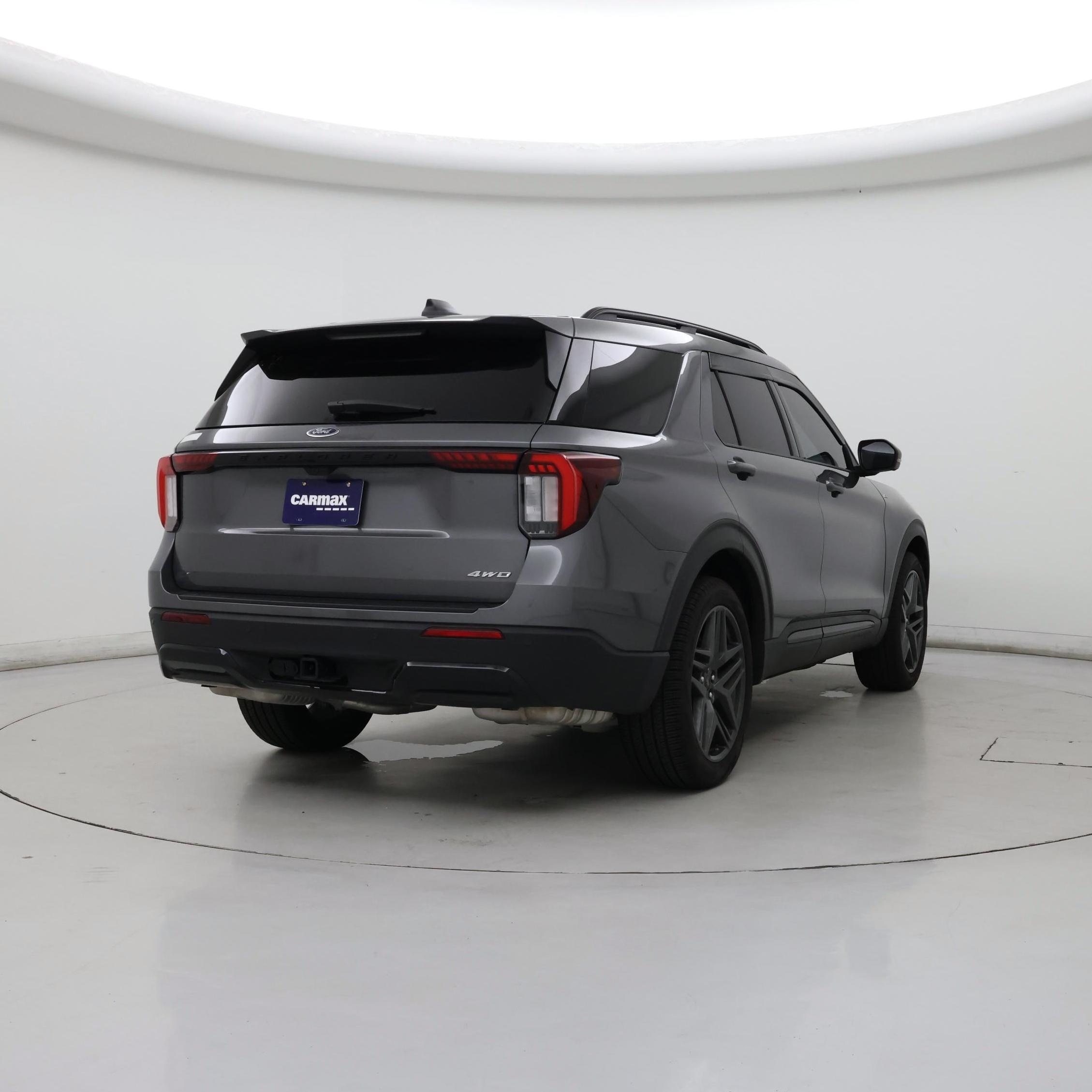 Thumbnail: 2025 Ford Explorer - 8