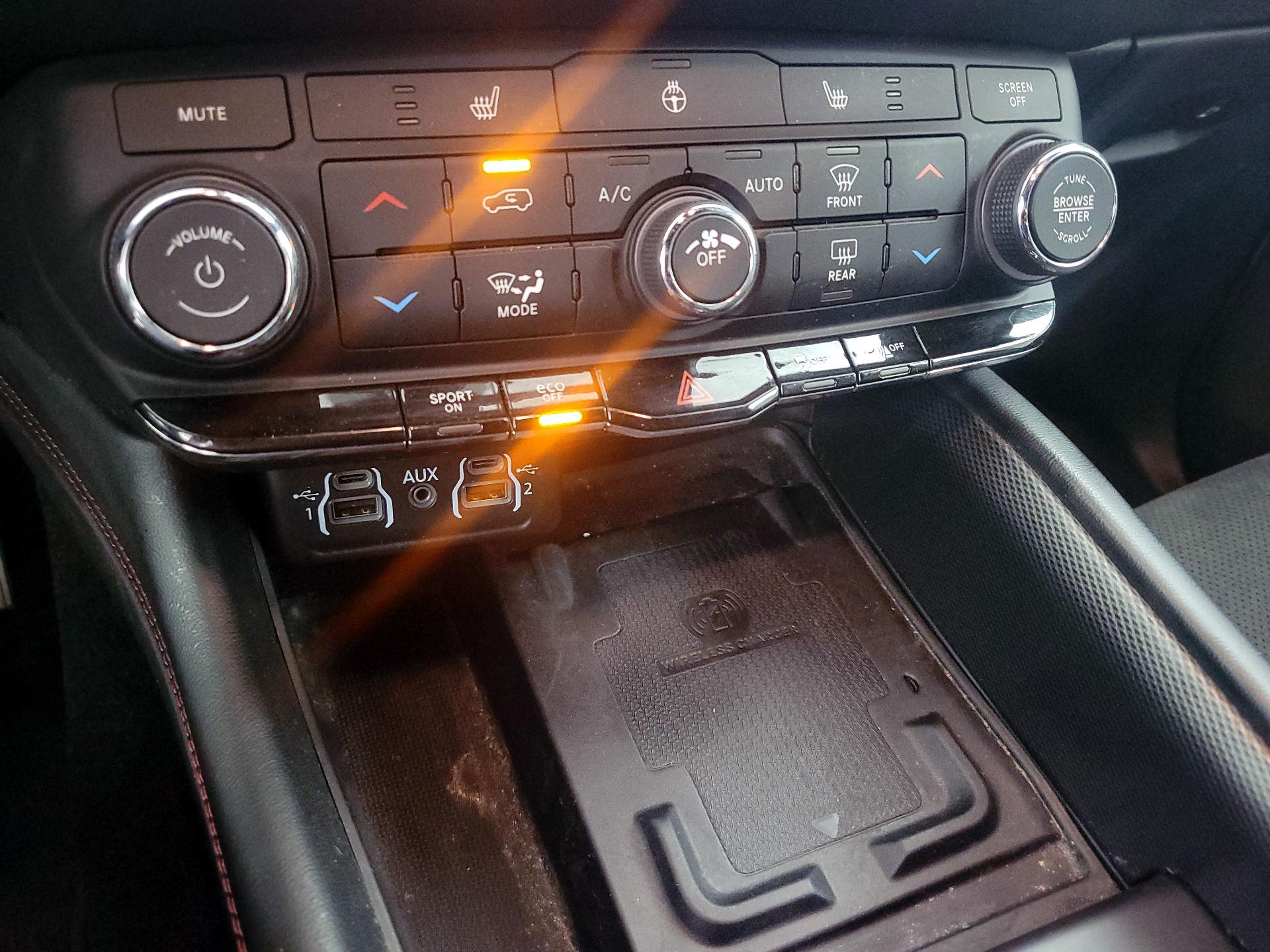 Thumbnail: 2021 Dodge Durango - 17