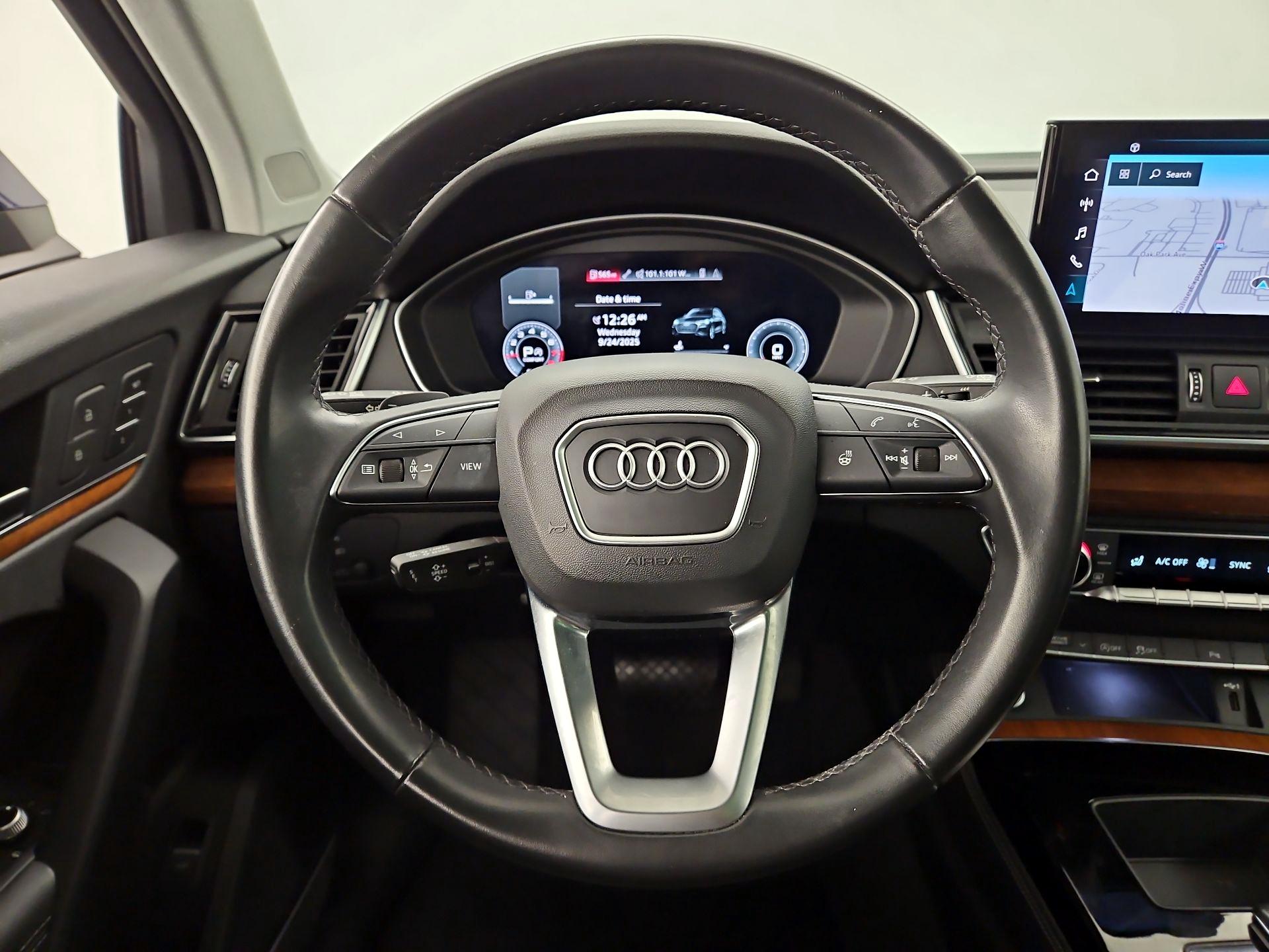 Thumbnail: 2022 Audi Q5 - 10