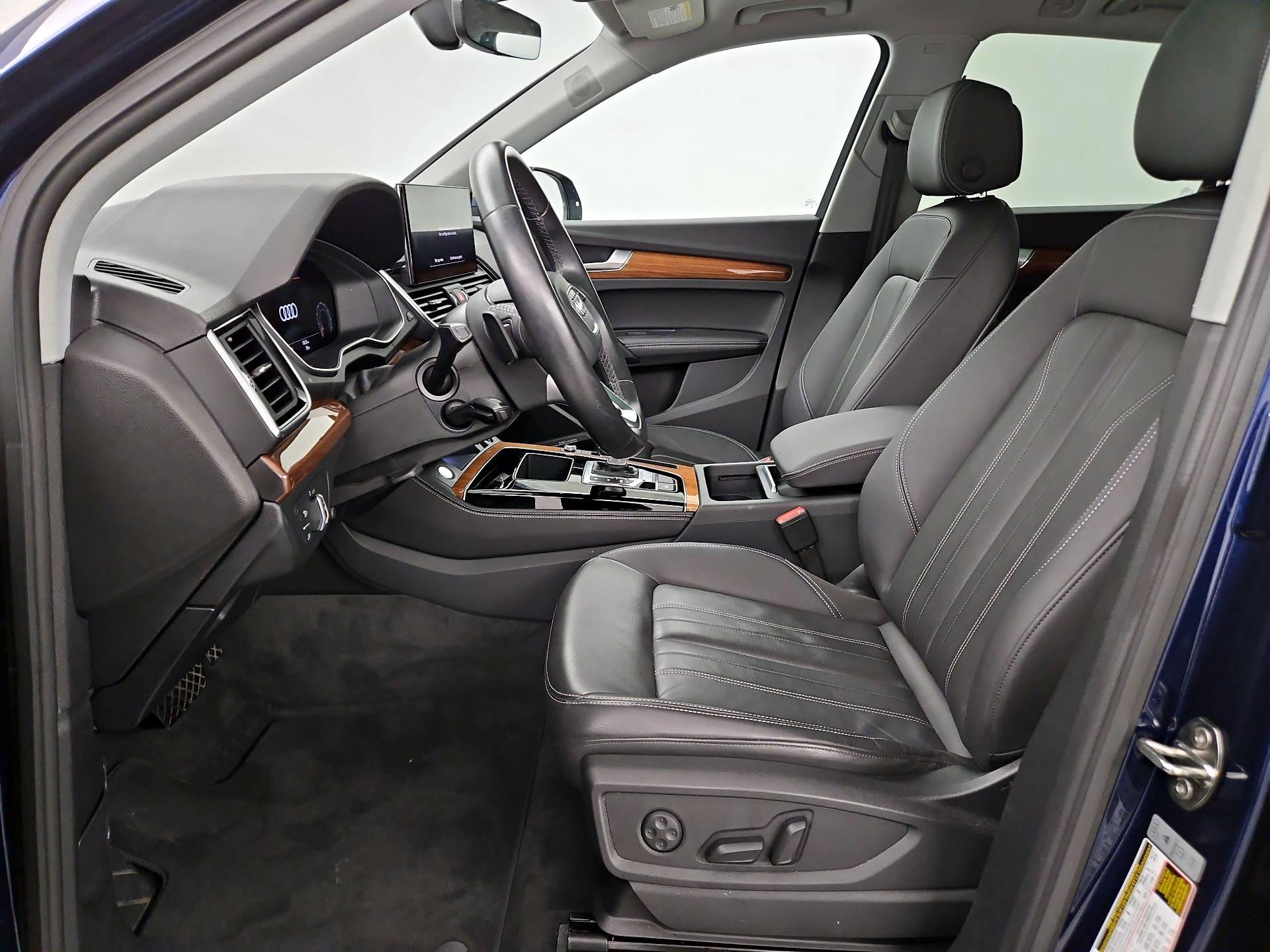 Thumbnail: 2022 Audi Q5 - 11