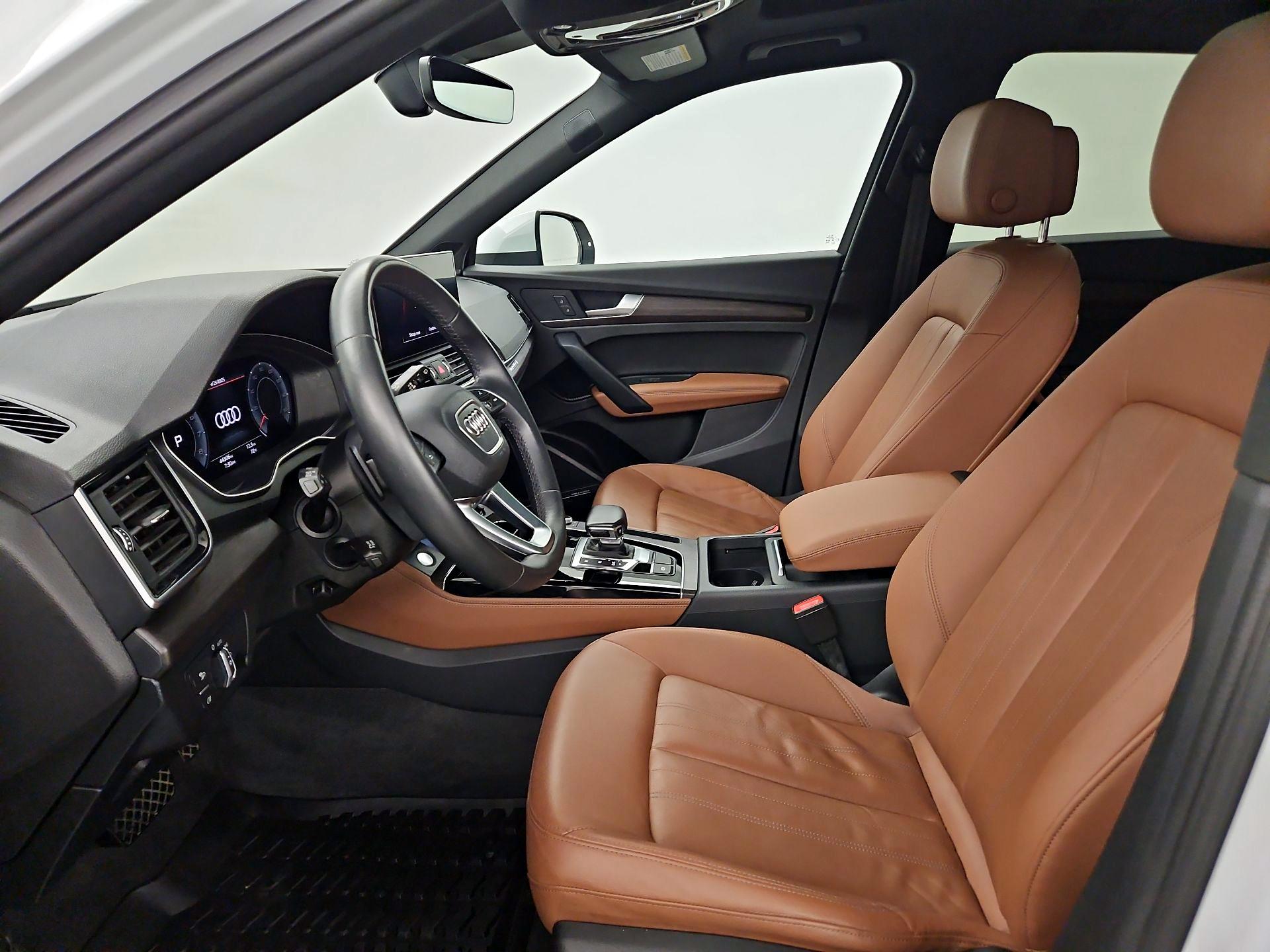 Thumbnail: 2022 Audi Q5 - 11