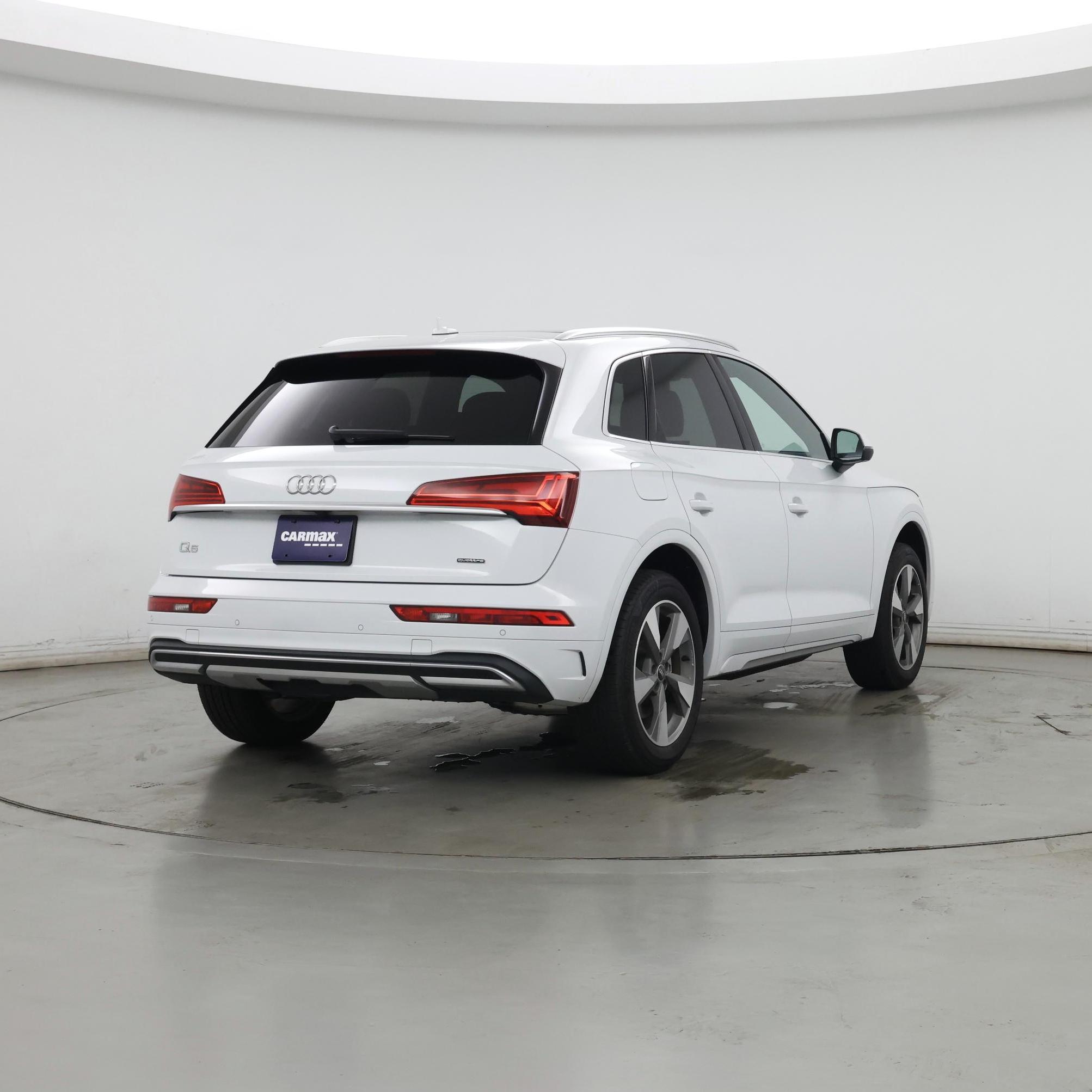 Thumbnail: 2022 Audi Q5 - 8