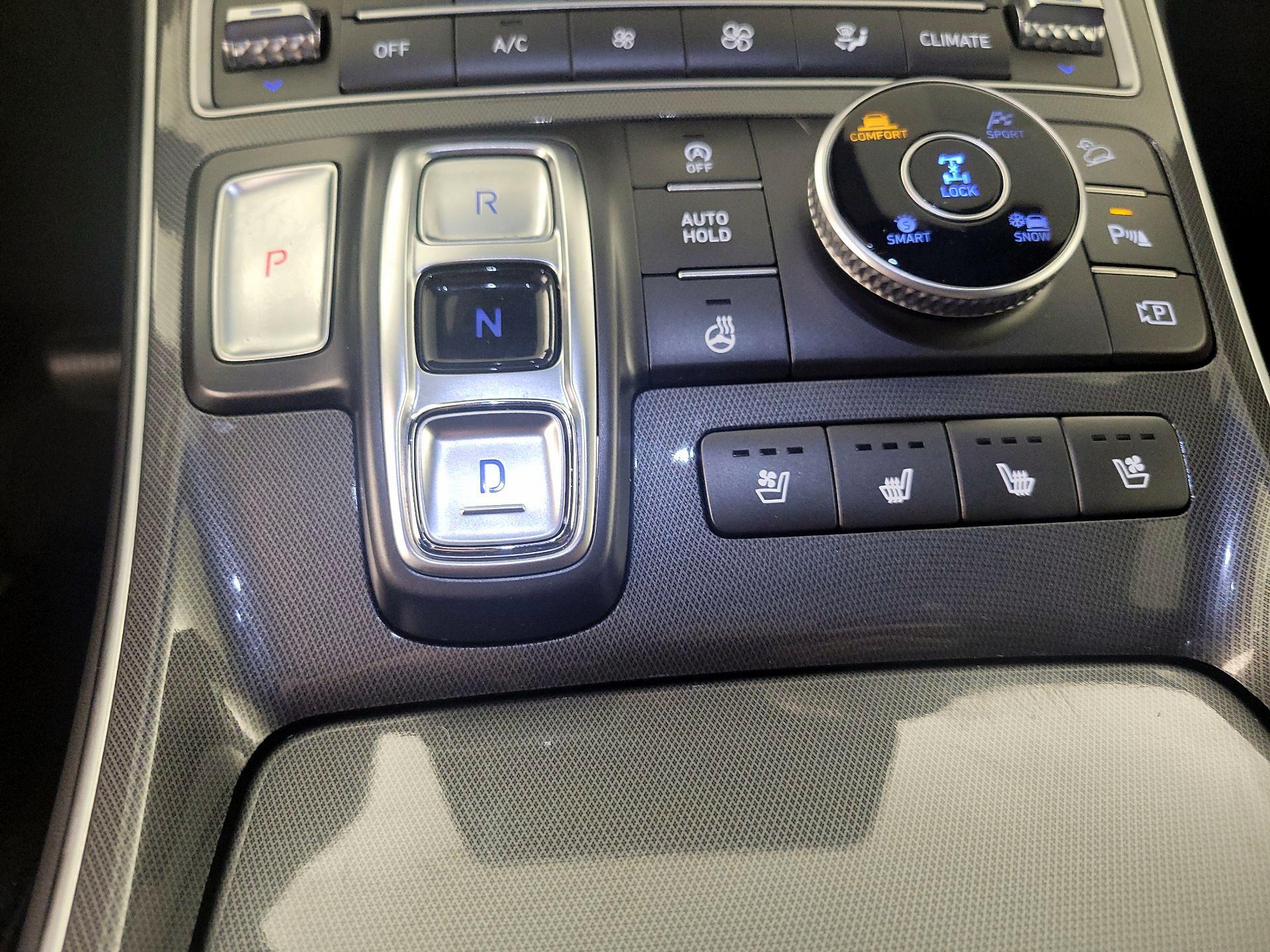 Thumbnail: 2023 Hyundai Santa Fe - 18