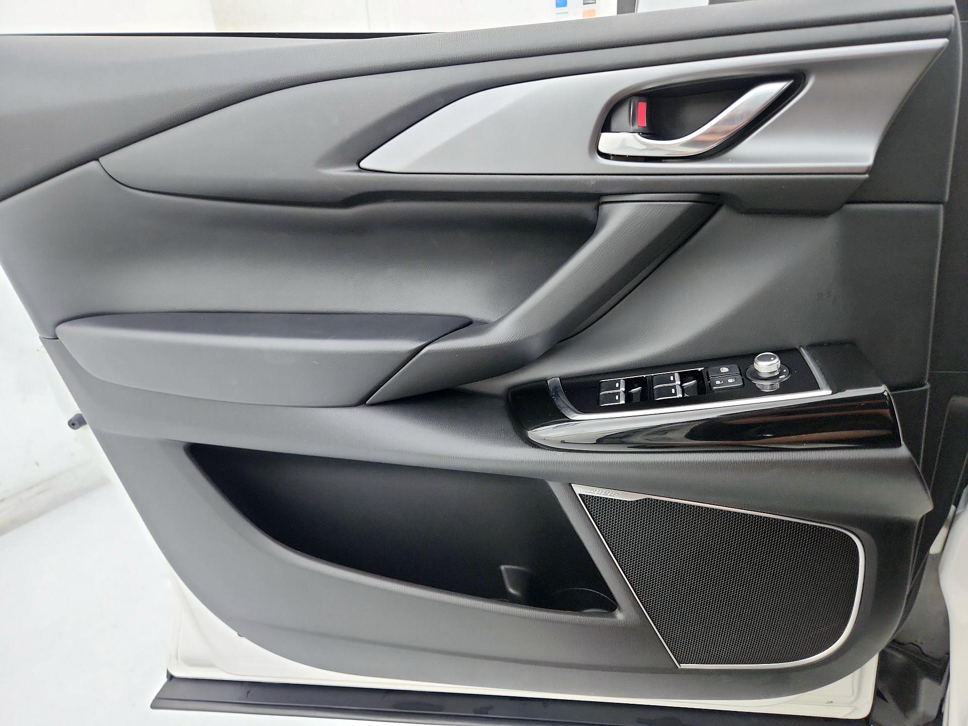 Thumbnail: 2022 Mazda CX-9 - 12