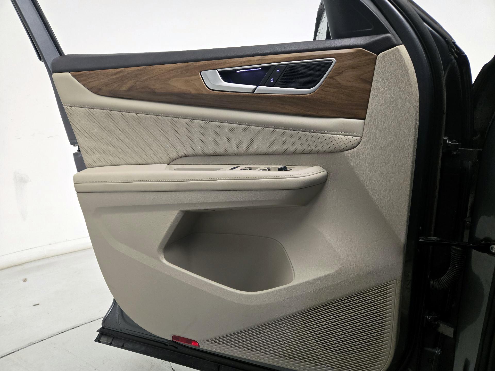 Thumbnail: 2024 Volkswagen Atlas - 12