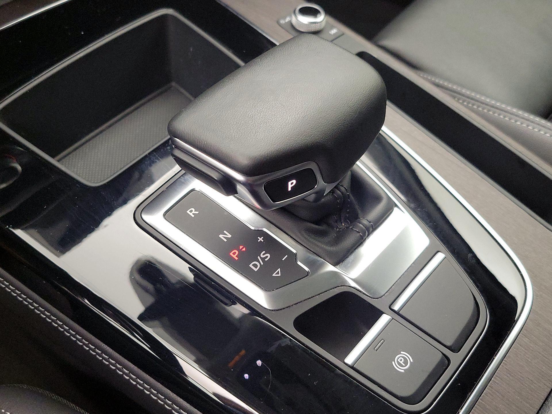 Thumbnail: 2023 Audi Q5 - 18