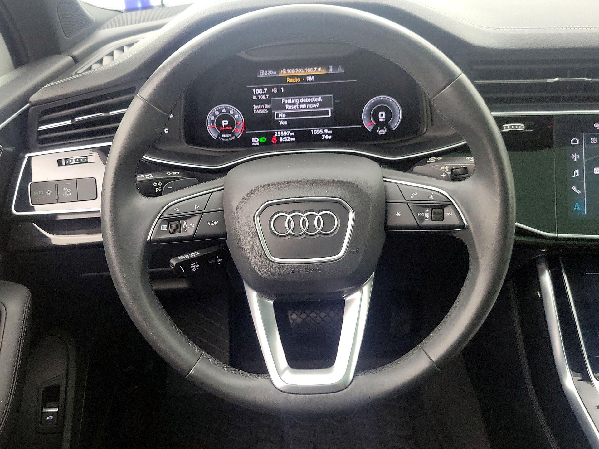 Thumbnail: 2023 Audi Q7 - 10