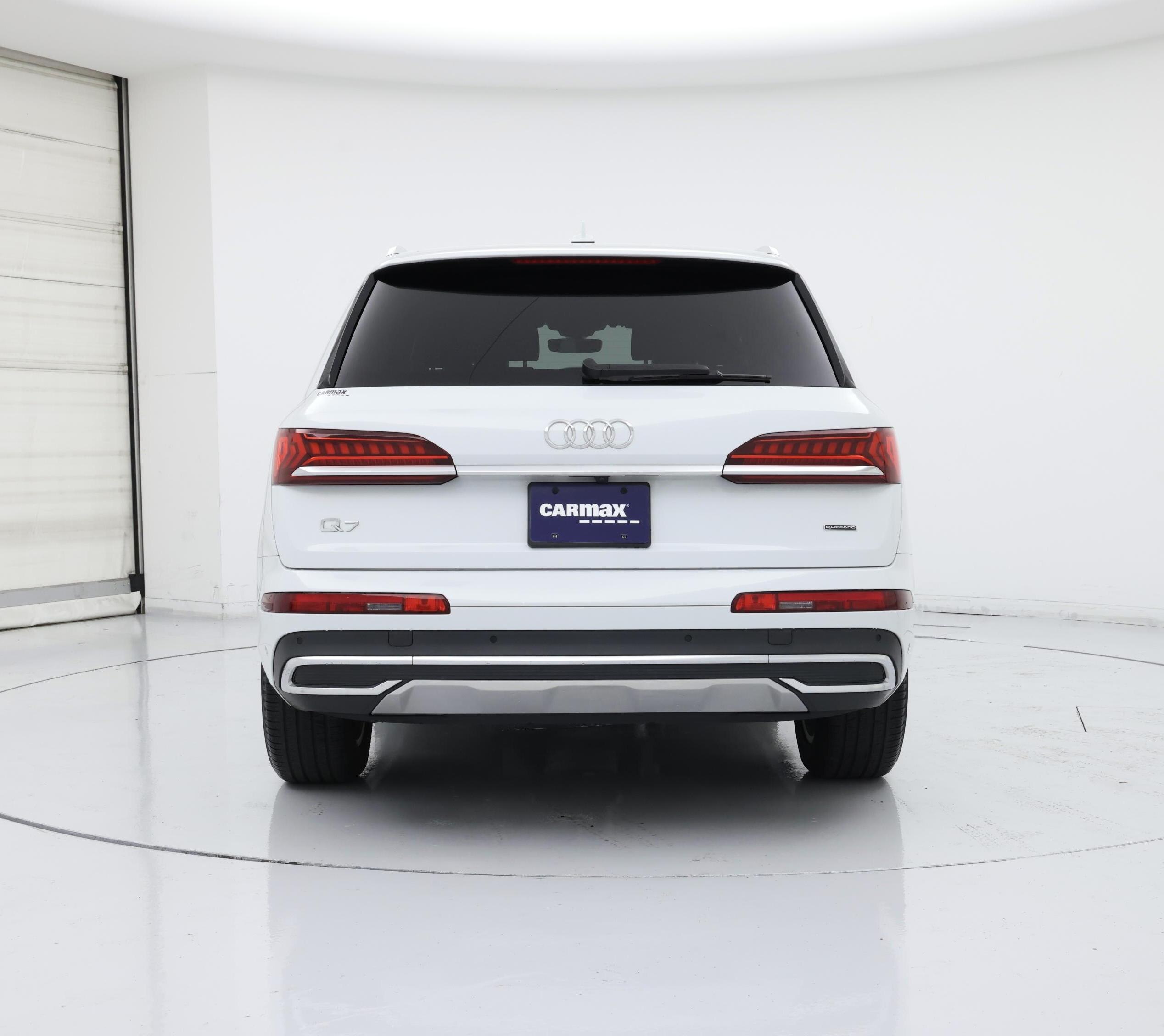 Thumbnail: 2023 Audi Q7 - 6