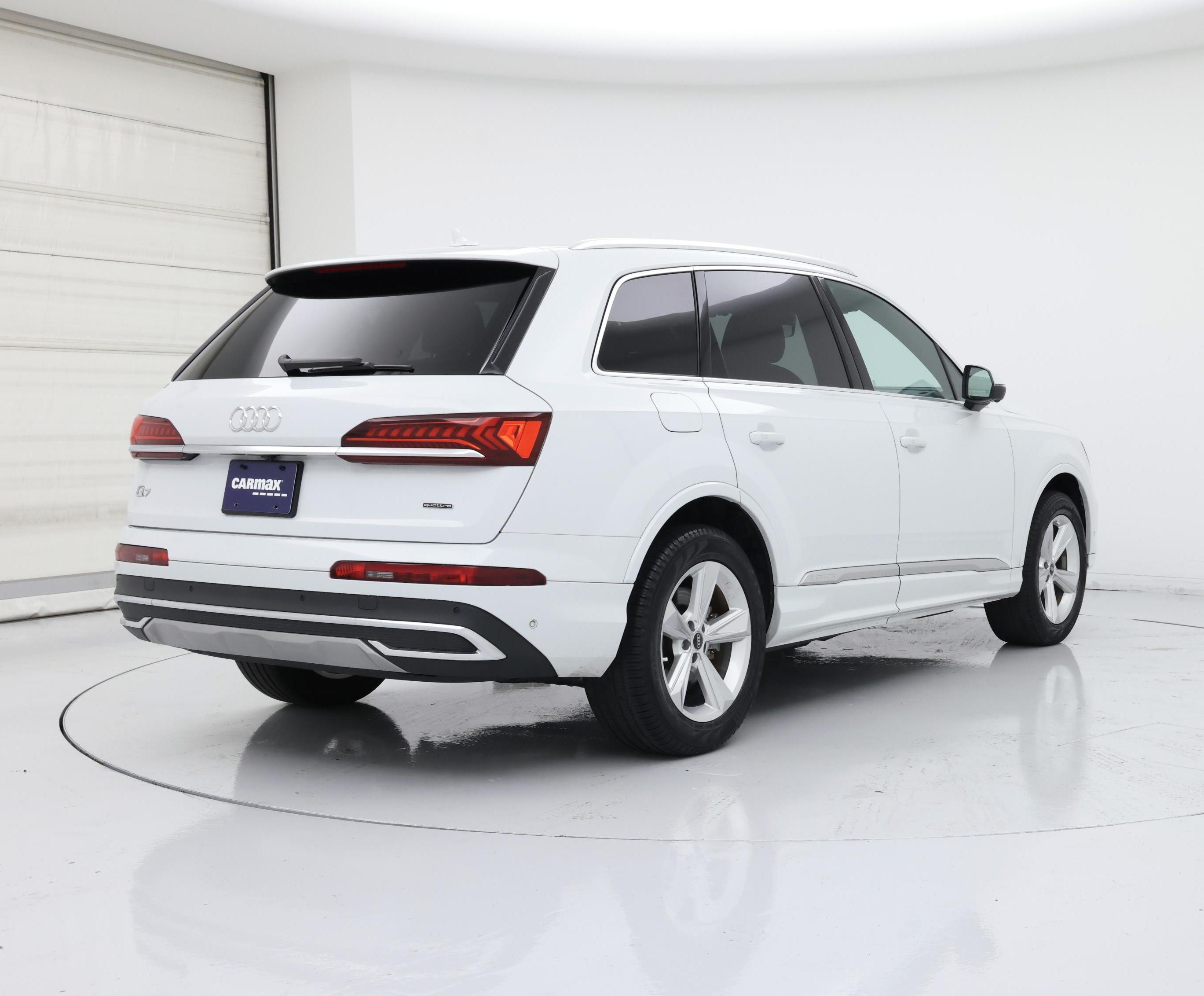 Thumbnail: 2023 Audi Q7 - 8