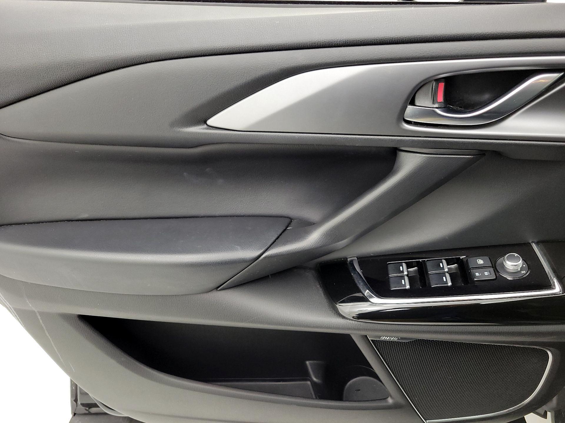 Thumbnail: 2022 Mazda CX-9 - 12