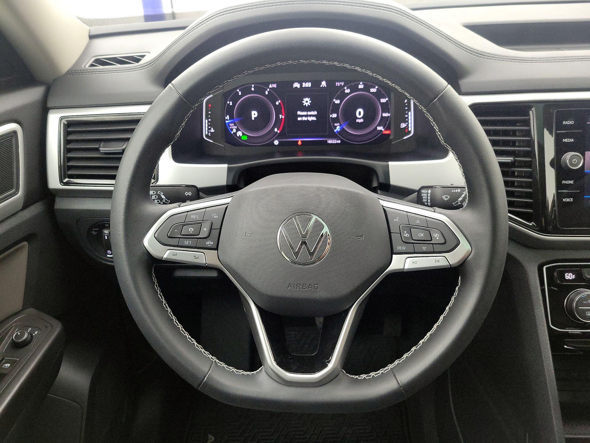 Thumbnail: 2022 Volkswagen Atlas - 10