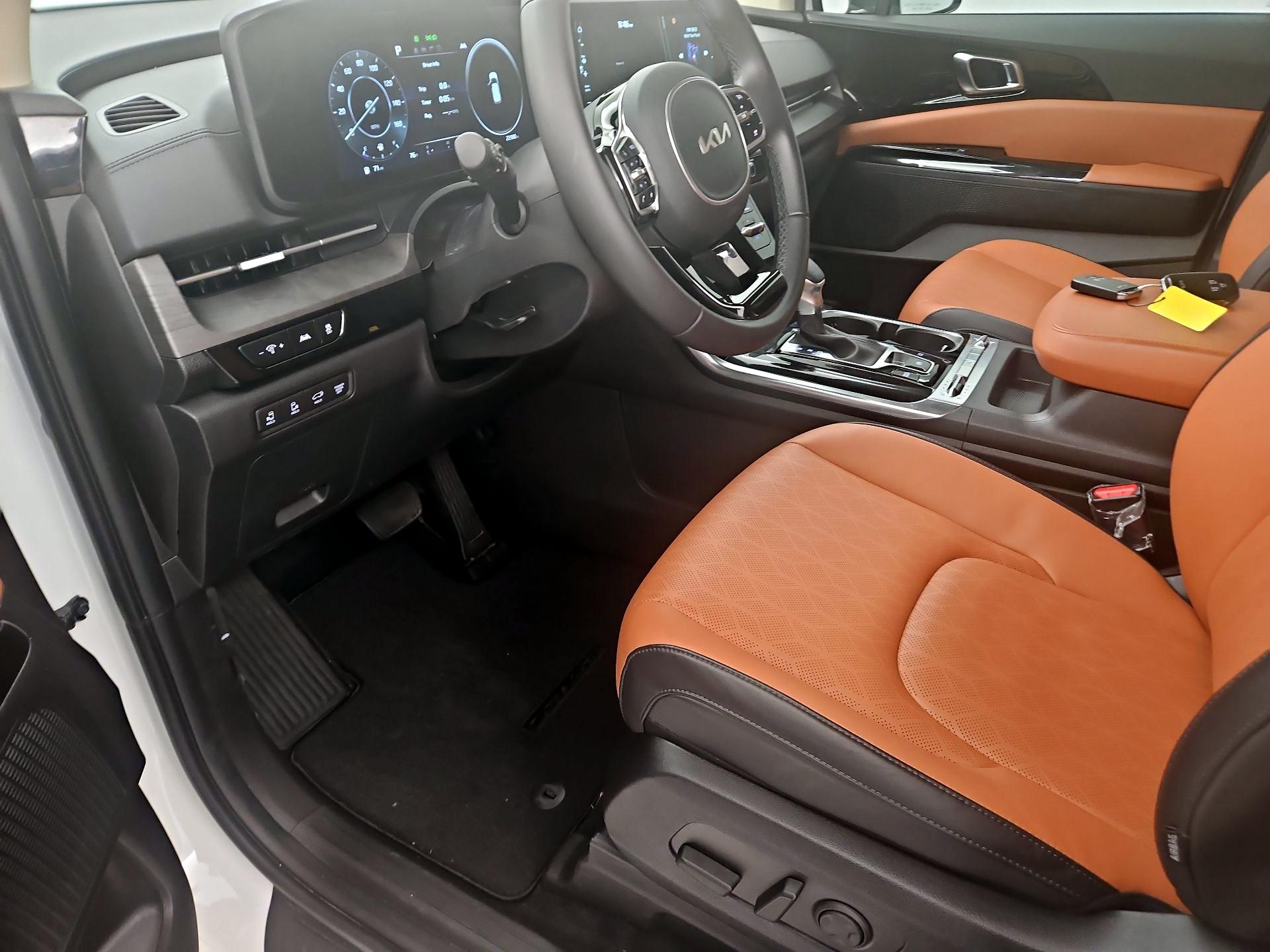 Thumbnail: 2024 Kia Carnival - 11