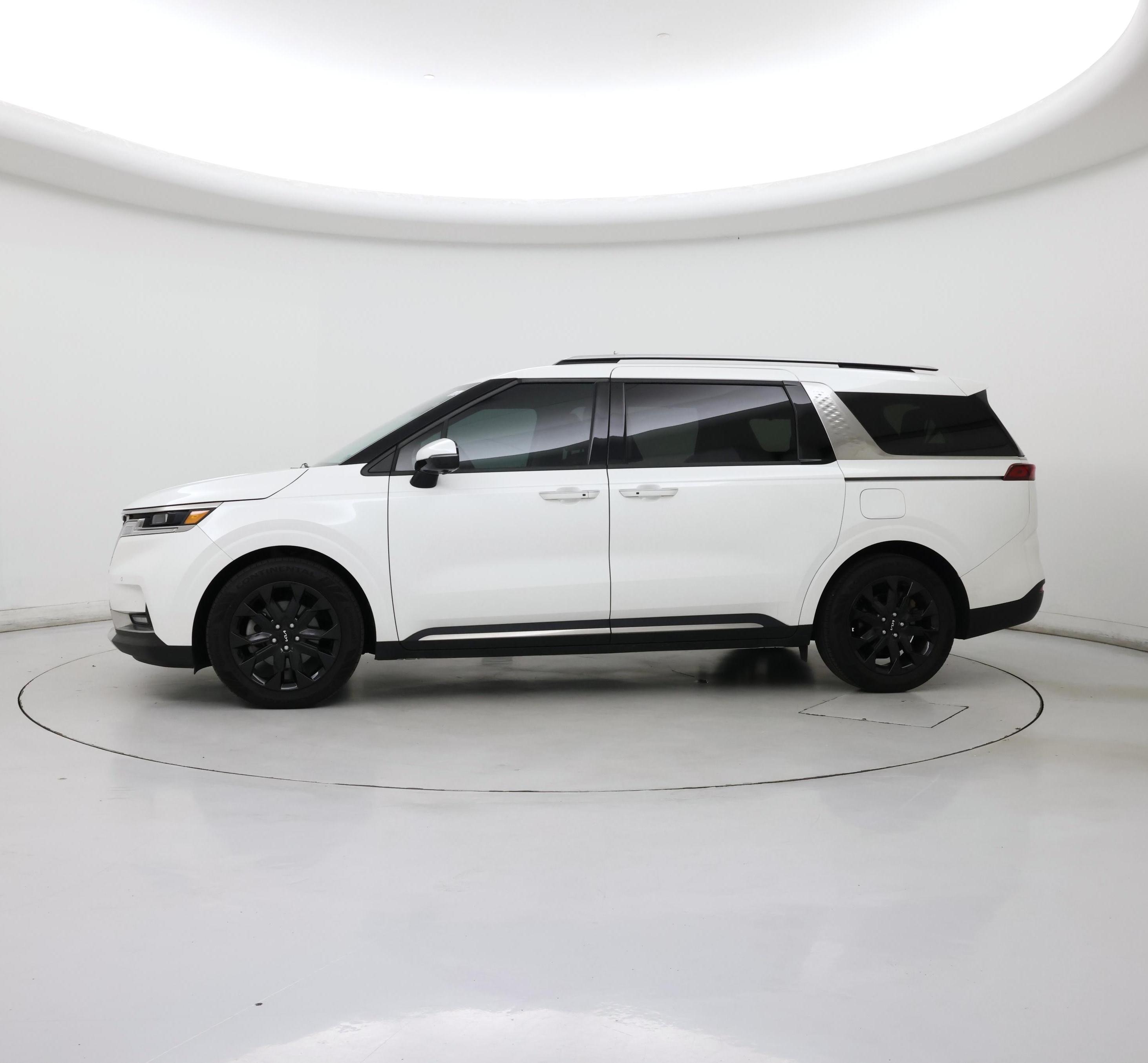 Thumbnail: 2024 Kia Carnival - 3