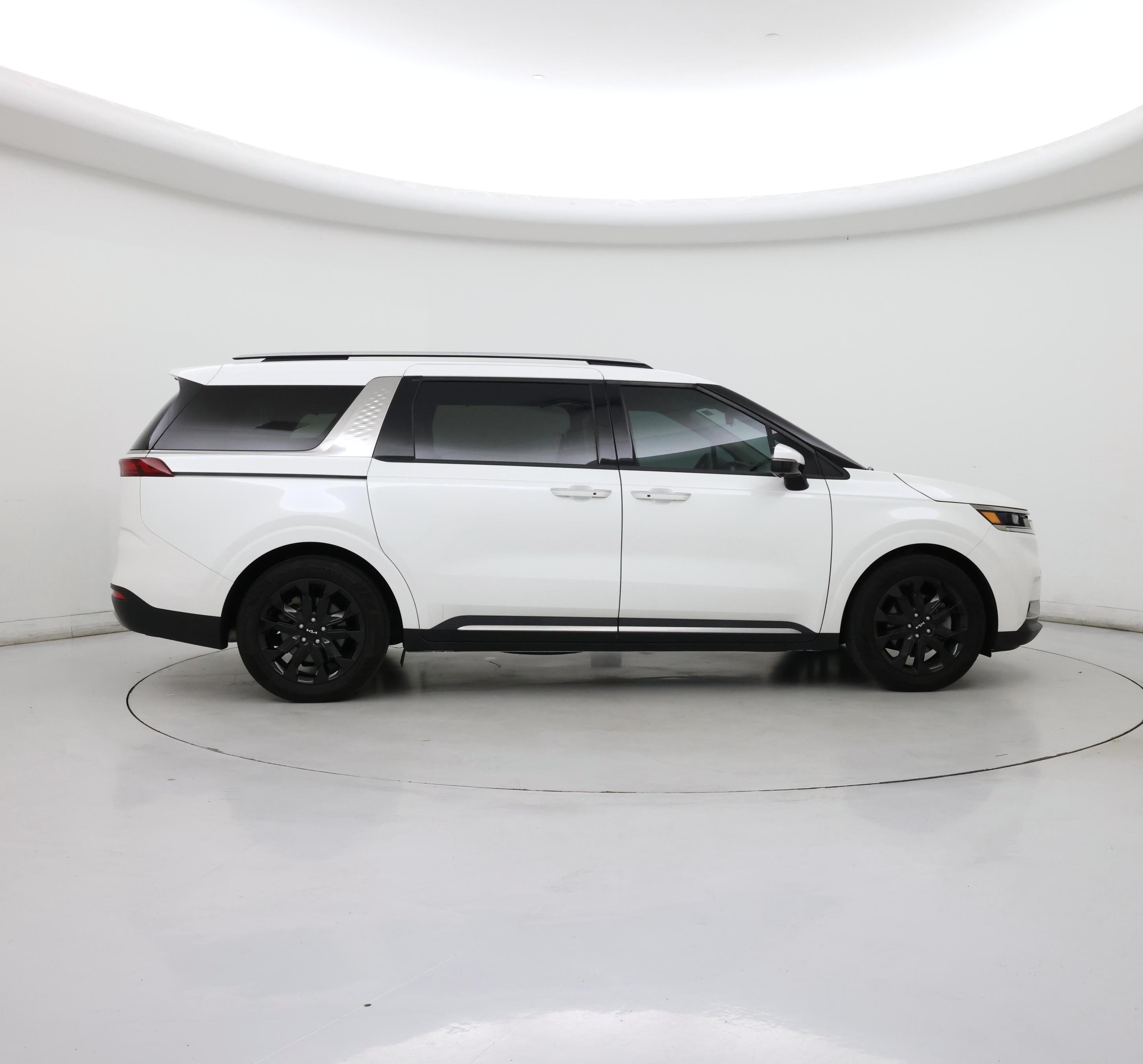 Thumbnail: 2024 Kia Carnival - 7