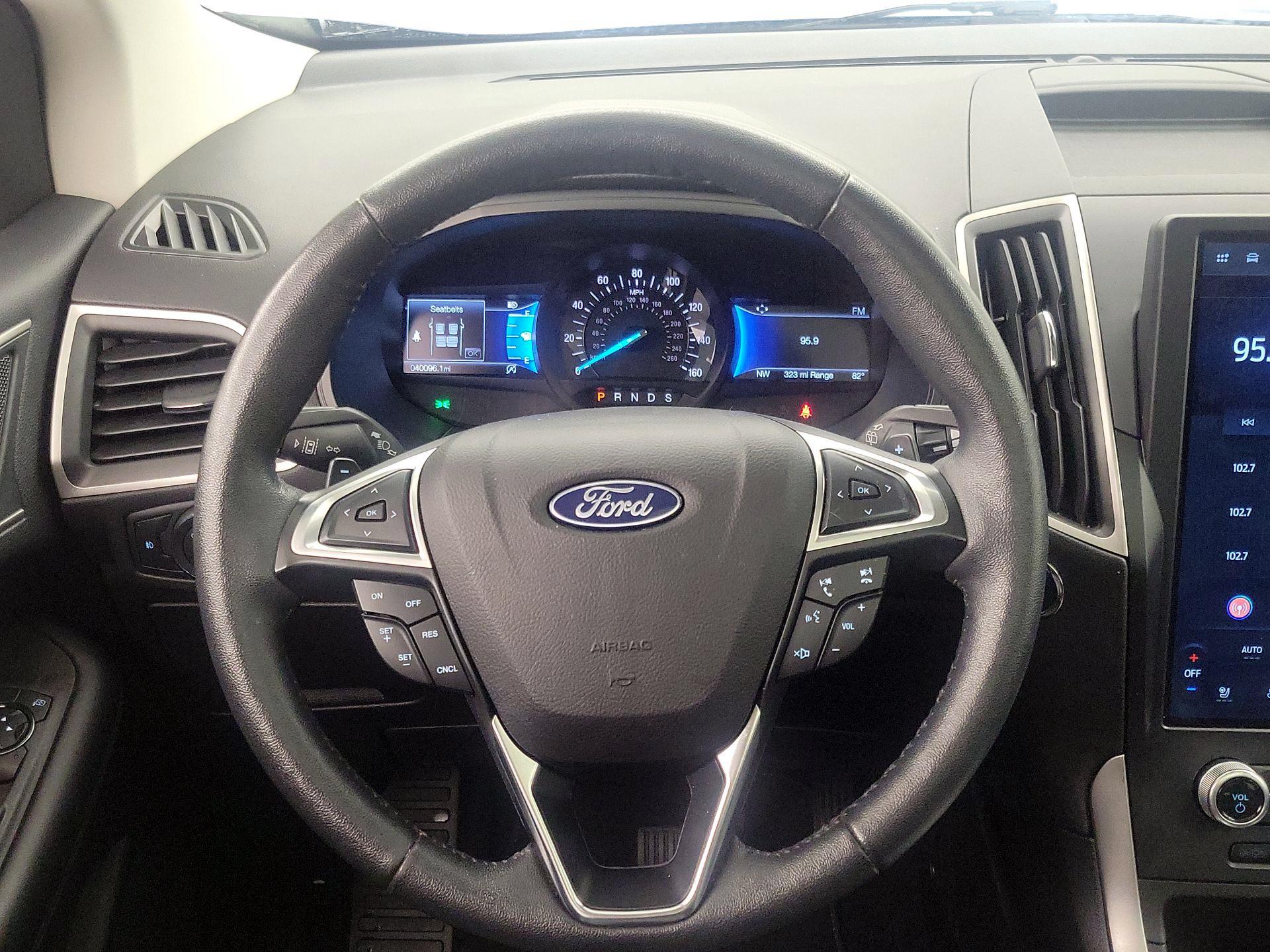 Thumbnail: 2022 Ford Edge - 10