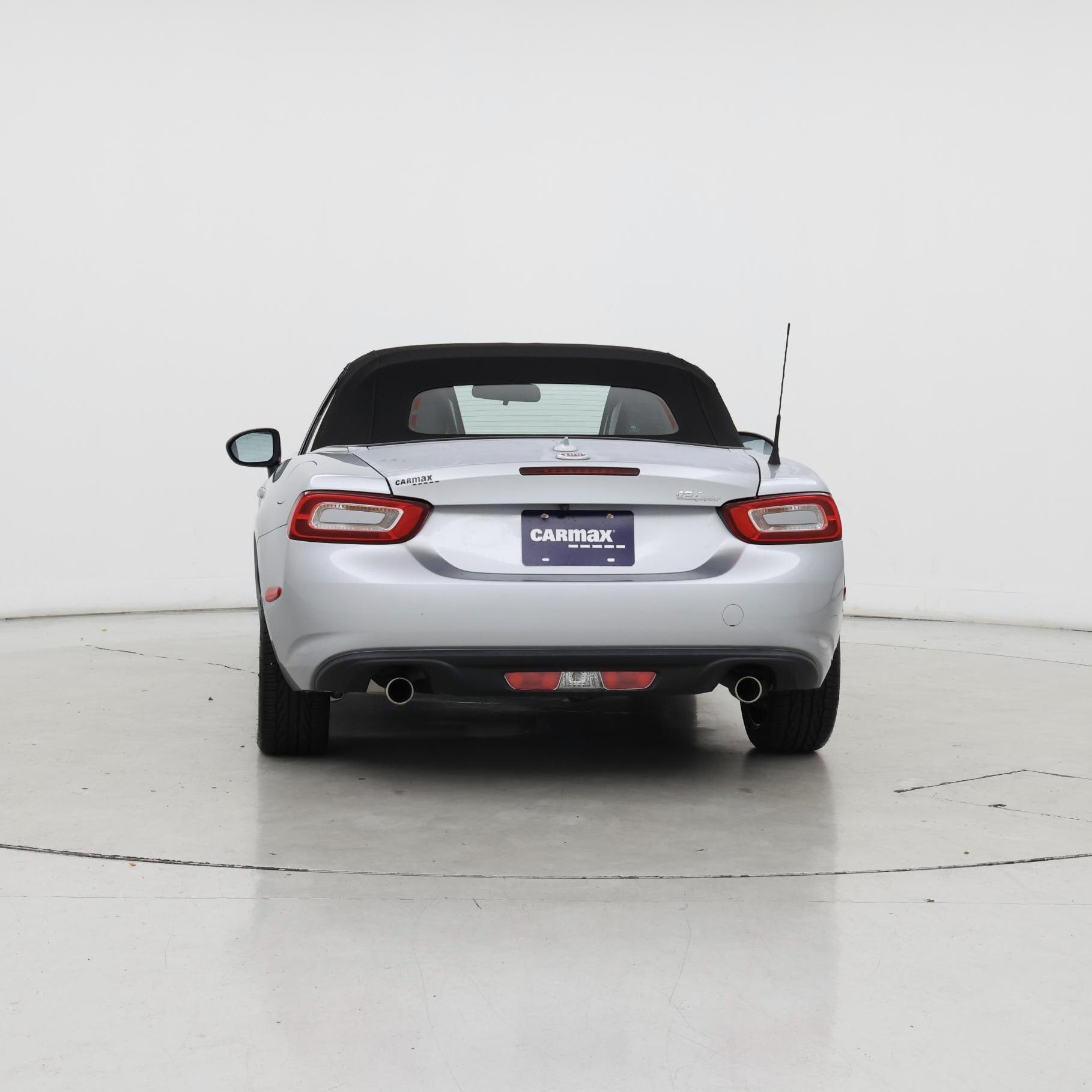 Thumbnail: 2020 Fiat 124 Spider - 6