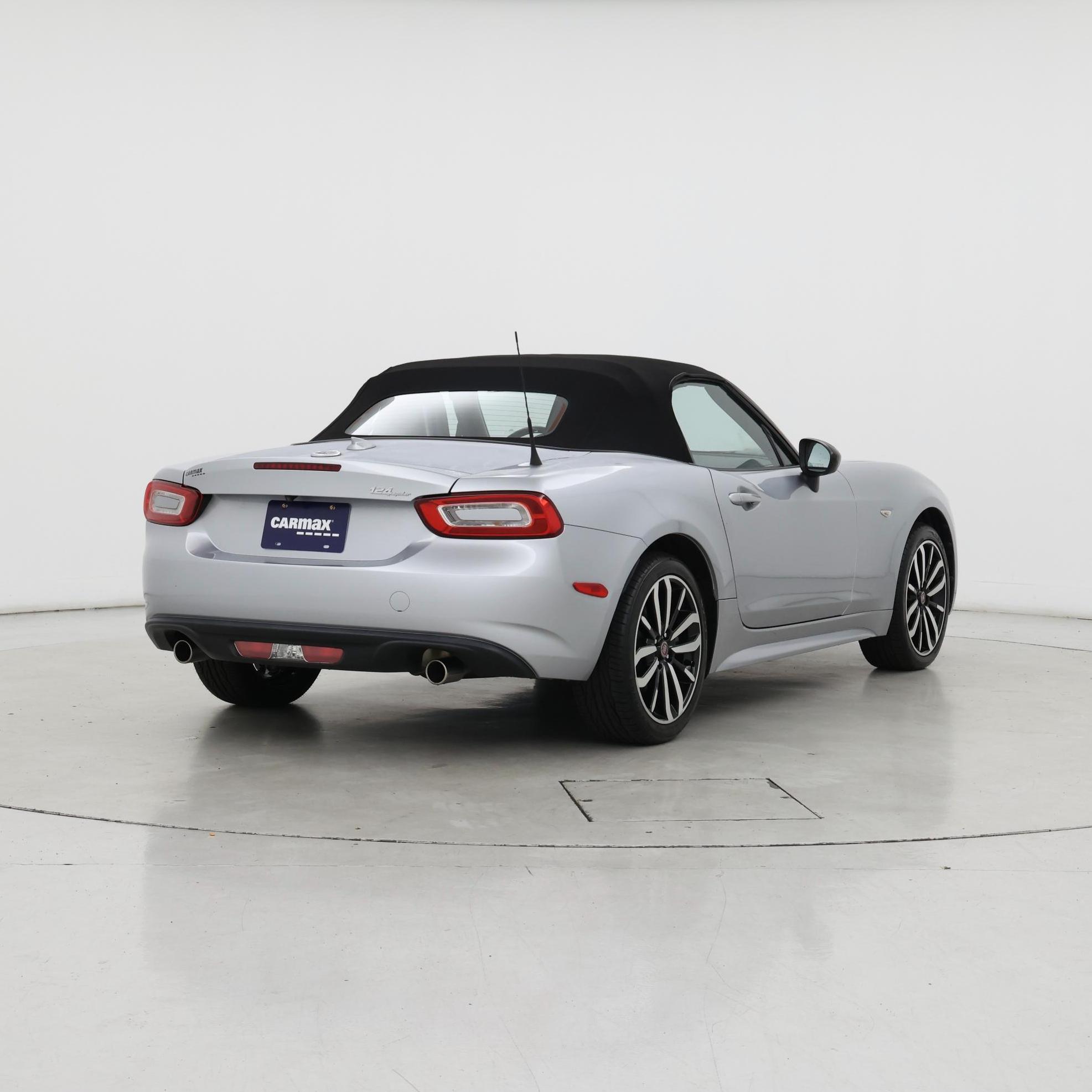 Thumbnail: 2020 Fiat 124 Spider - 8