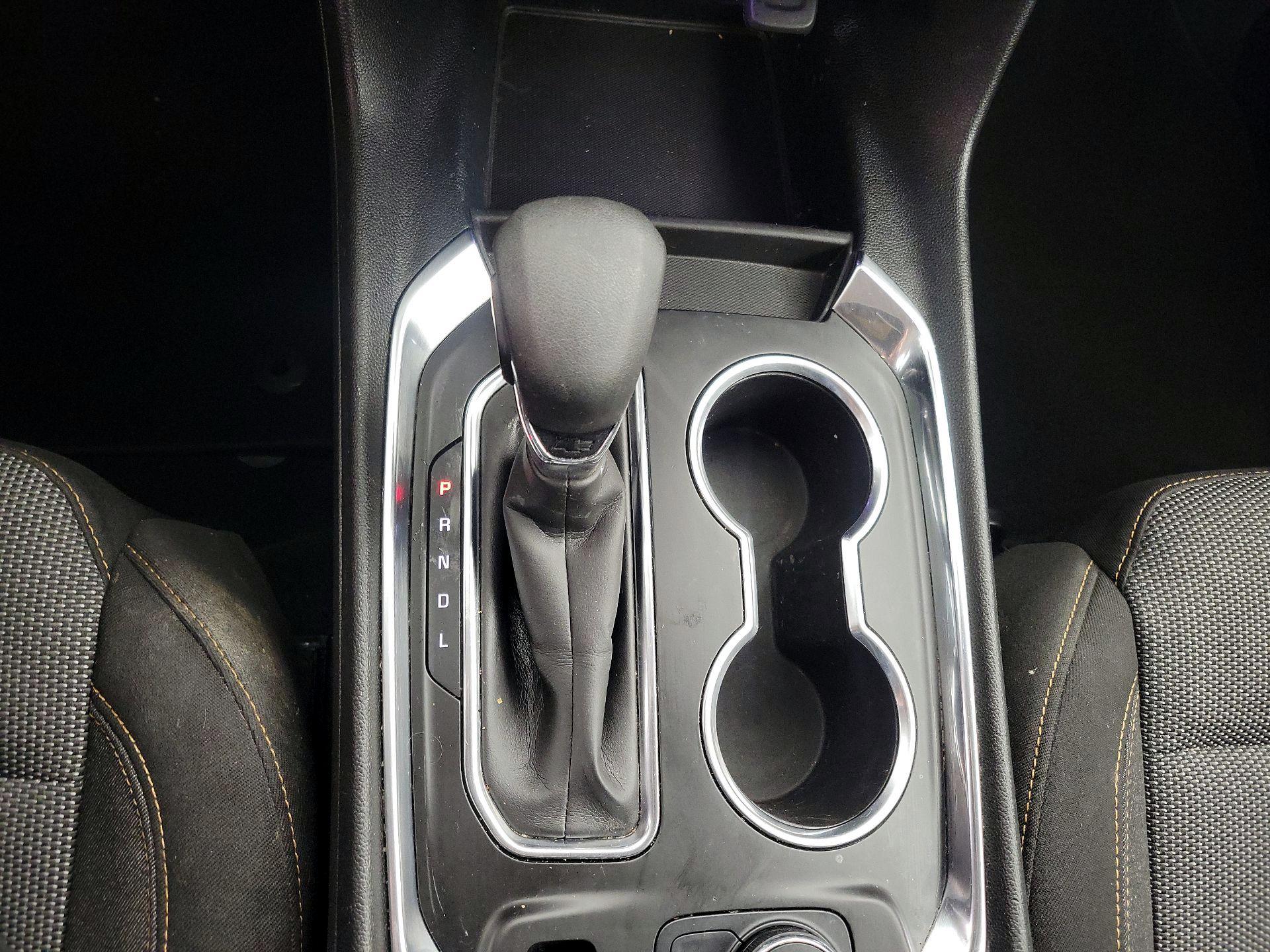 Thumbnail: 2021 Chevrolet Traverse - 17