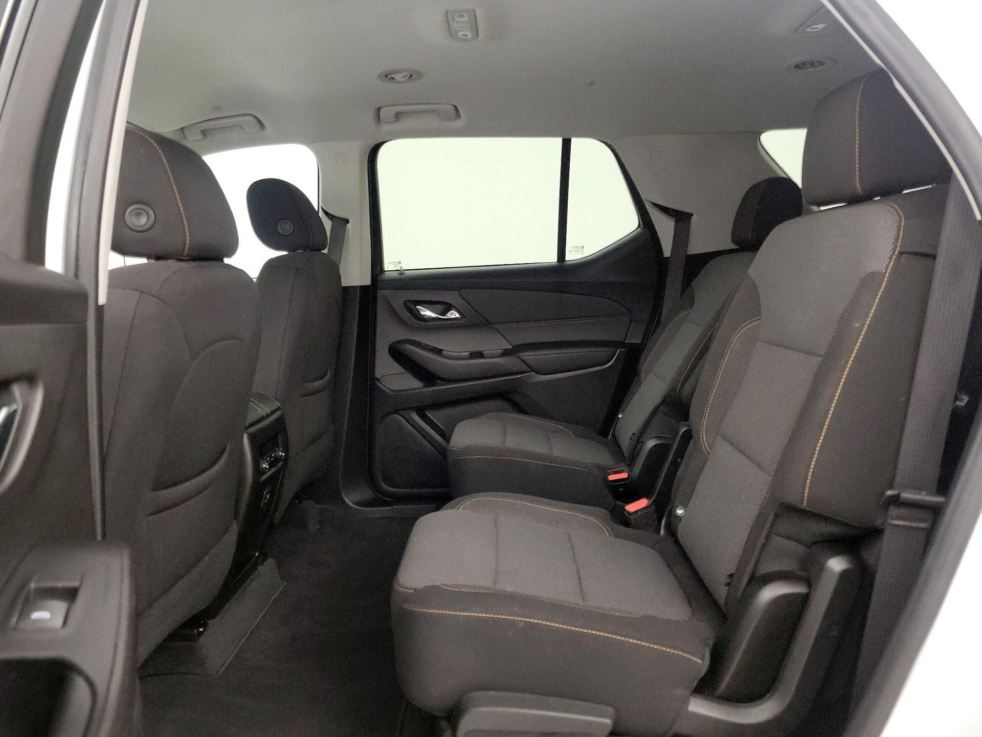 Thumbnail: 2021 Chevrolet Traverse - 19