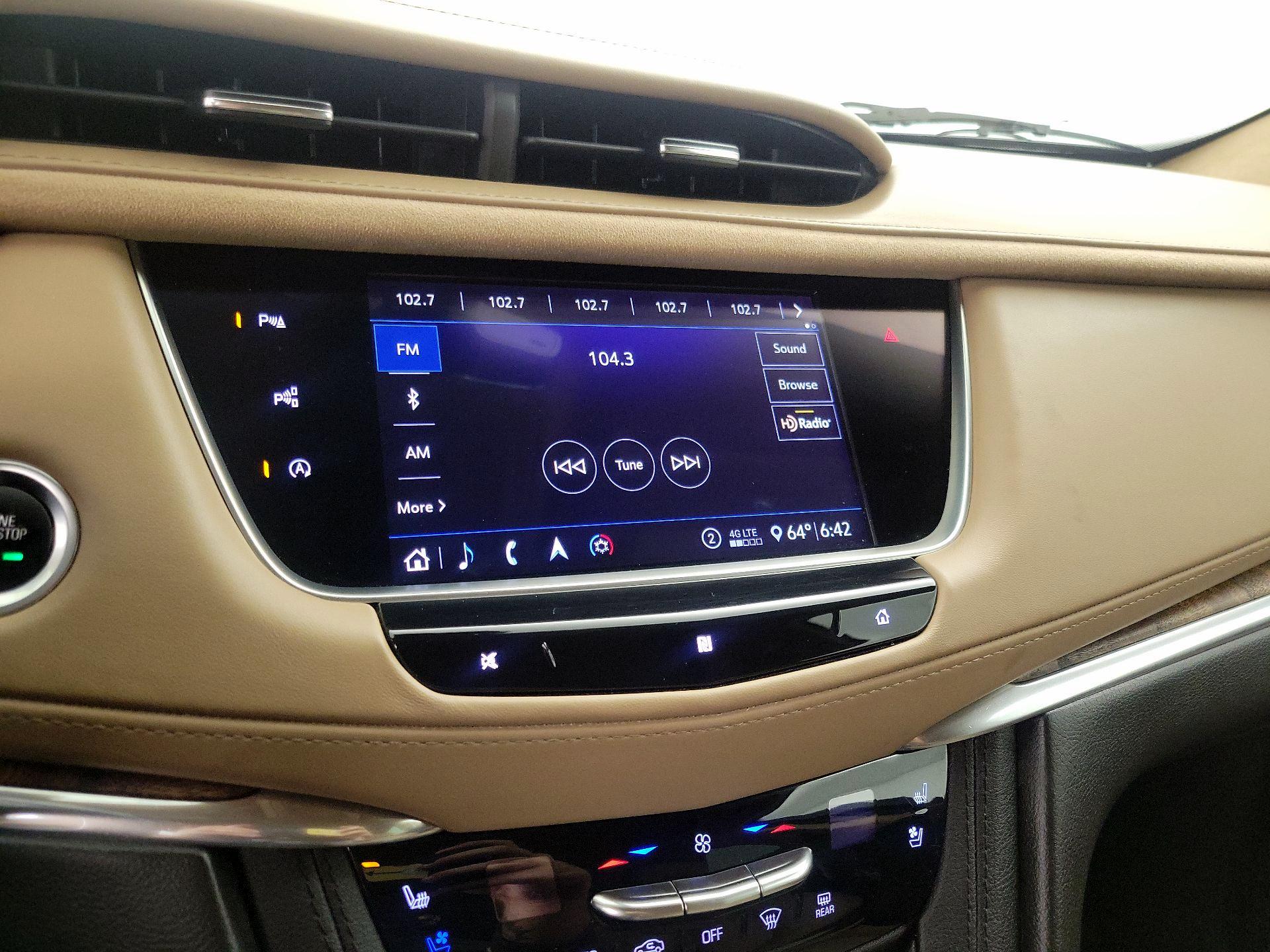 Thumbnail: 2020 Cadillac XT5 - 16