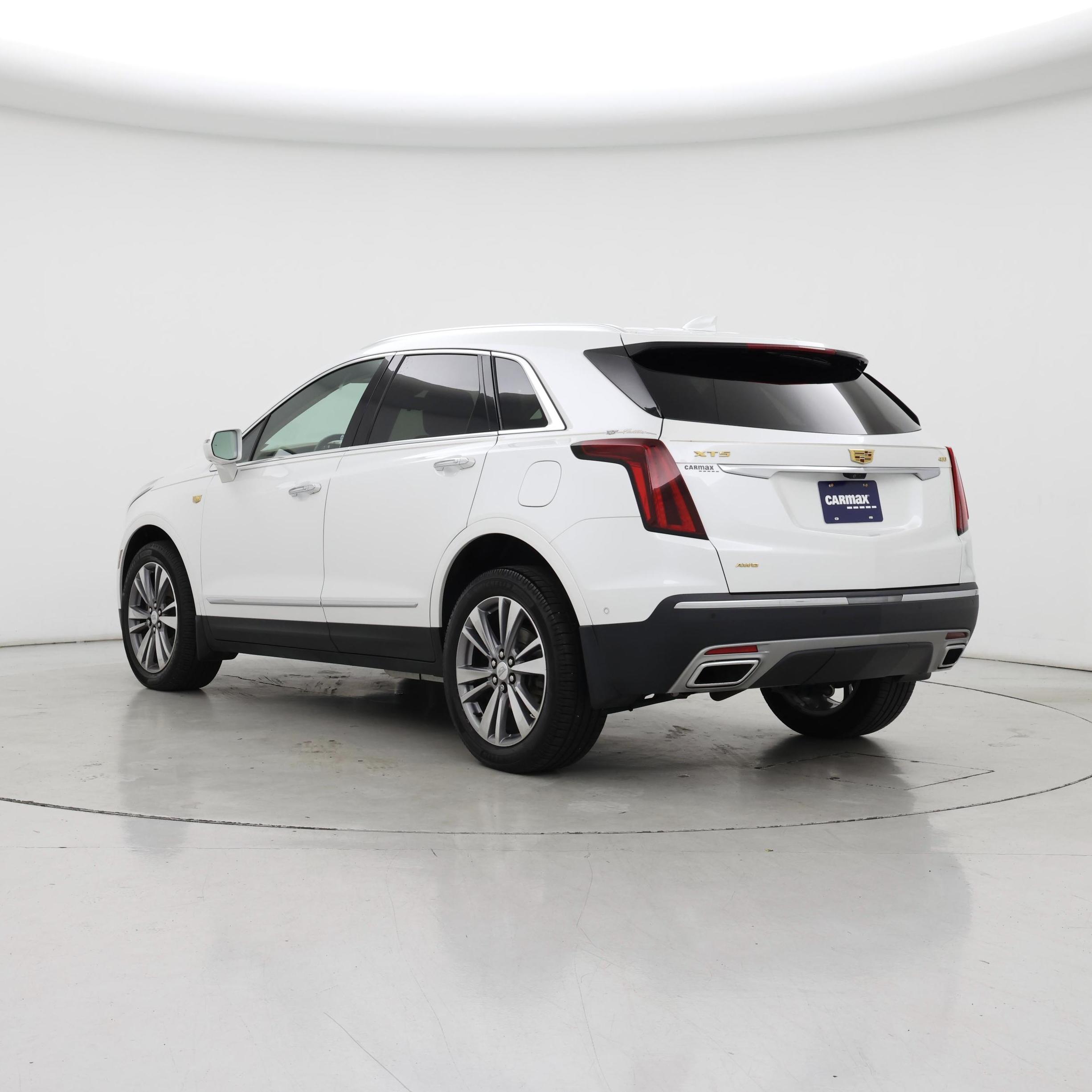 Thumbnail: 2020 Cadillac XT5 - 2