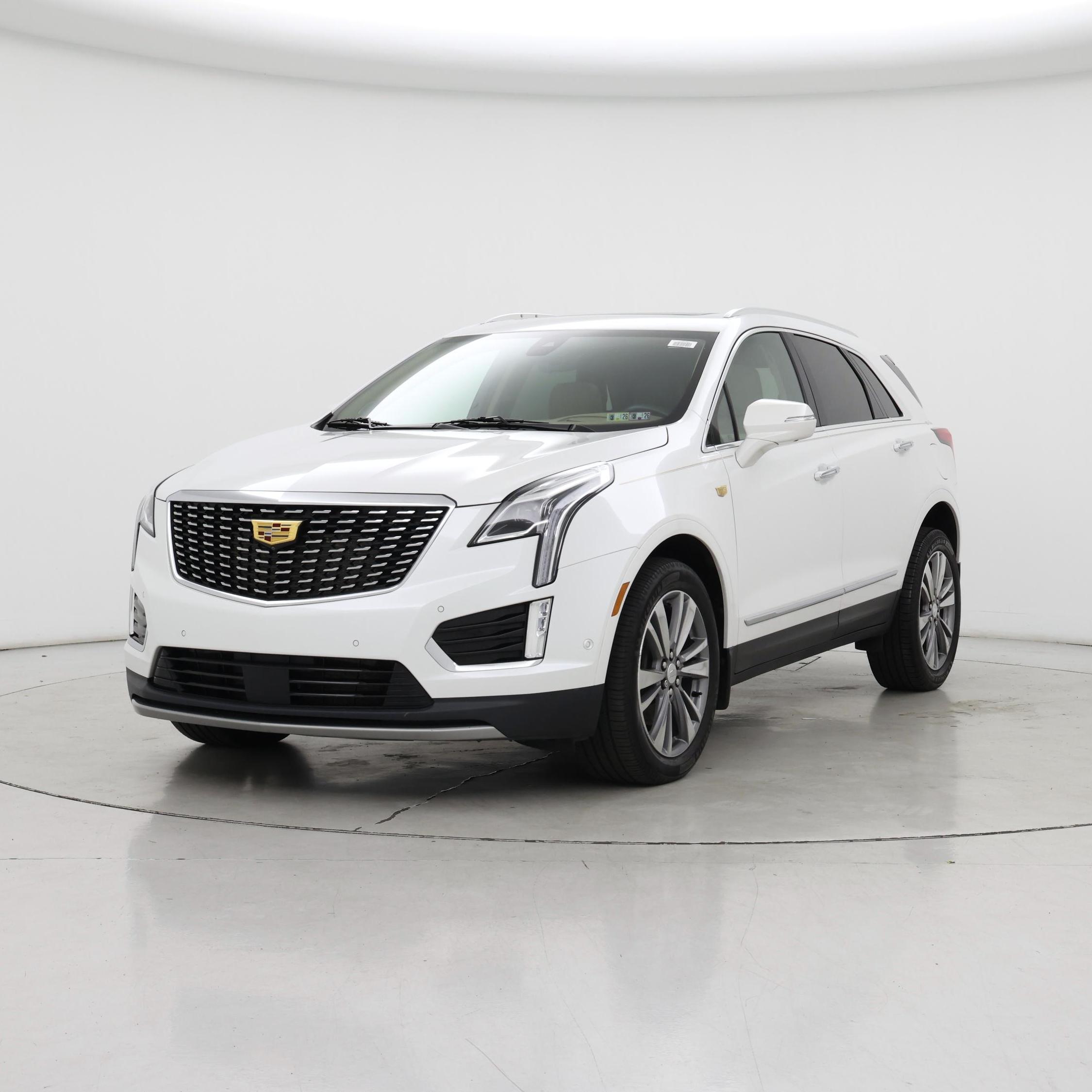 Thumbnail: 2020 Cadillac XT5 - 4