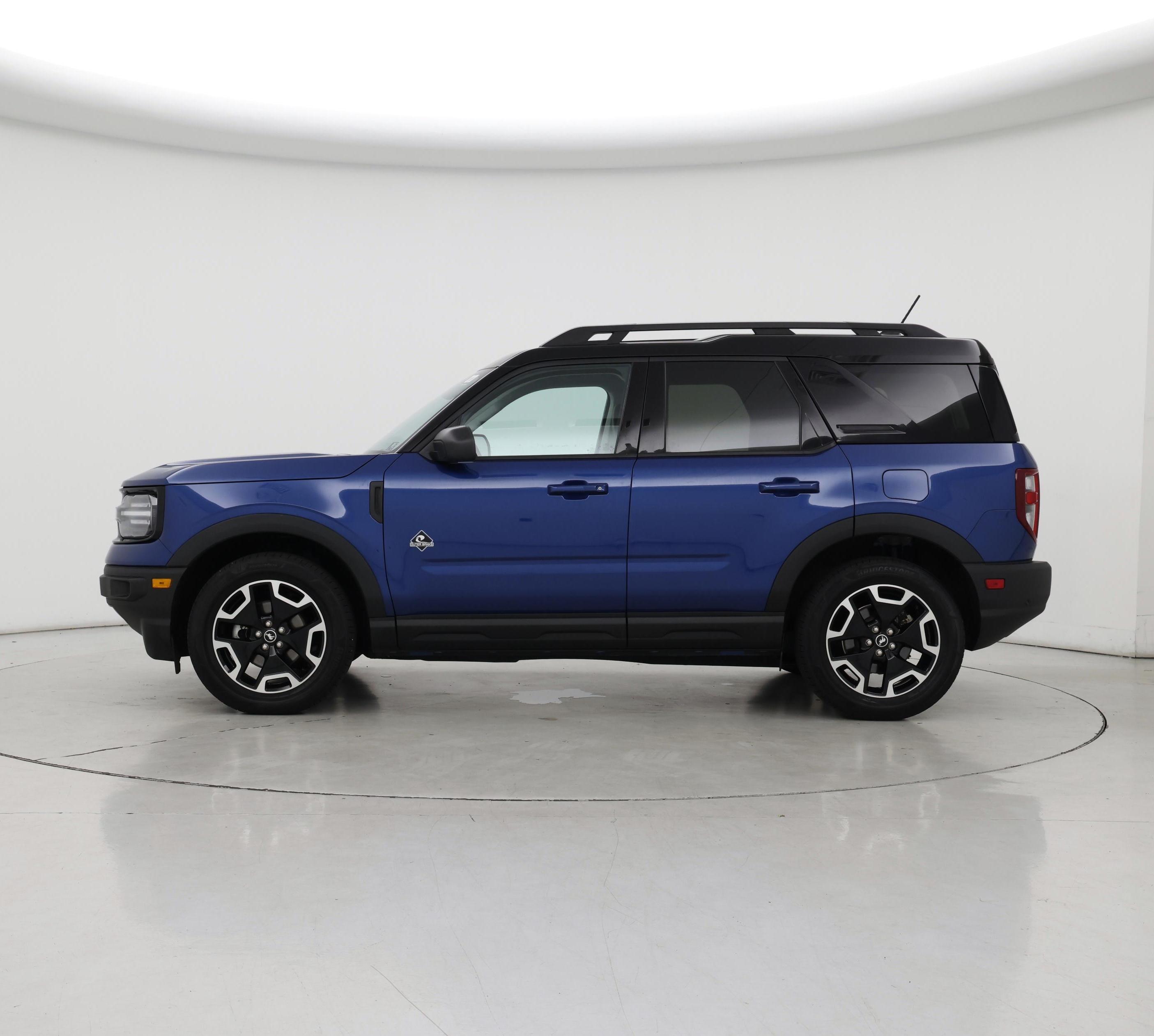 Thumbnail: 2023 Ford Bronco Sport - 3