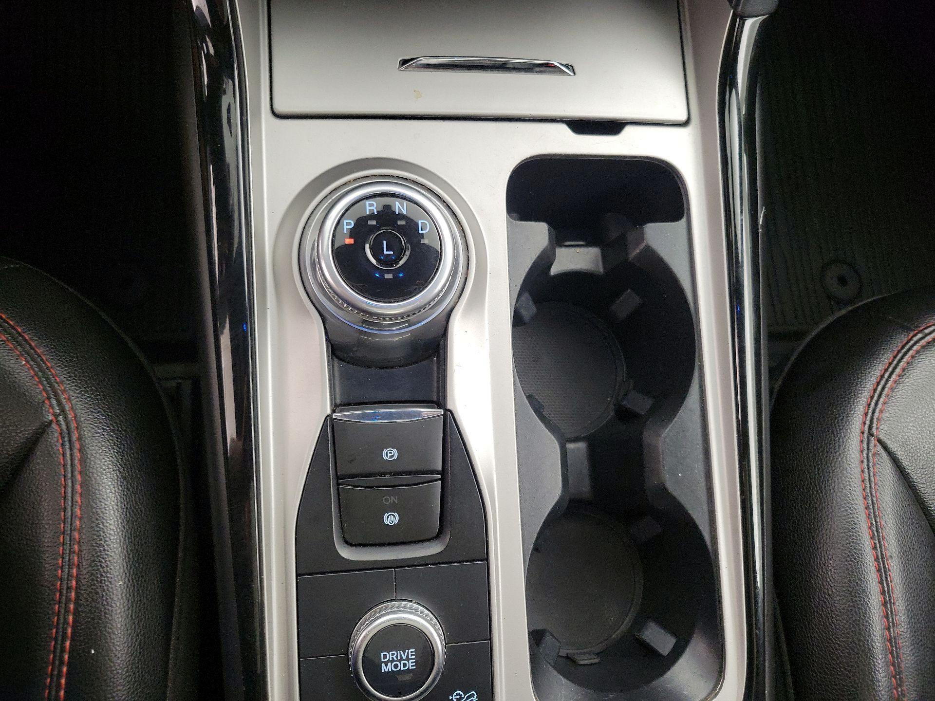 Thumbnail: 2022 Ford Explorer - 18