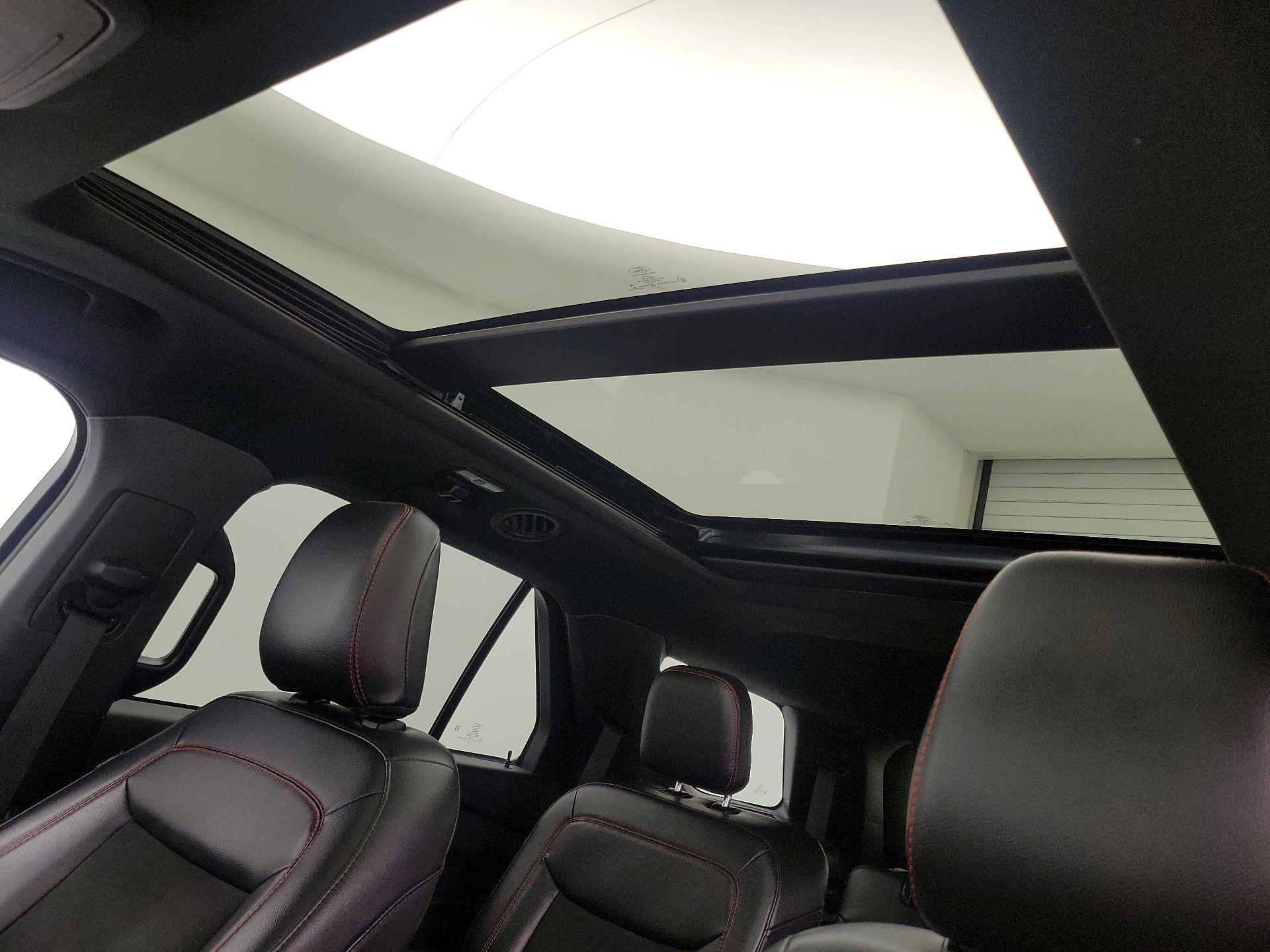 Thumbnail: 2022 Ford Explorer - 20