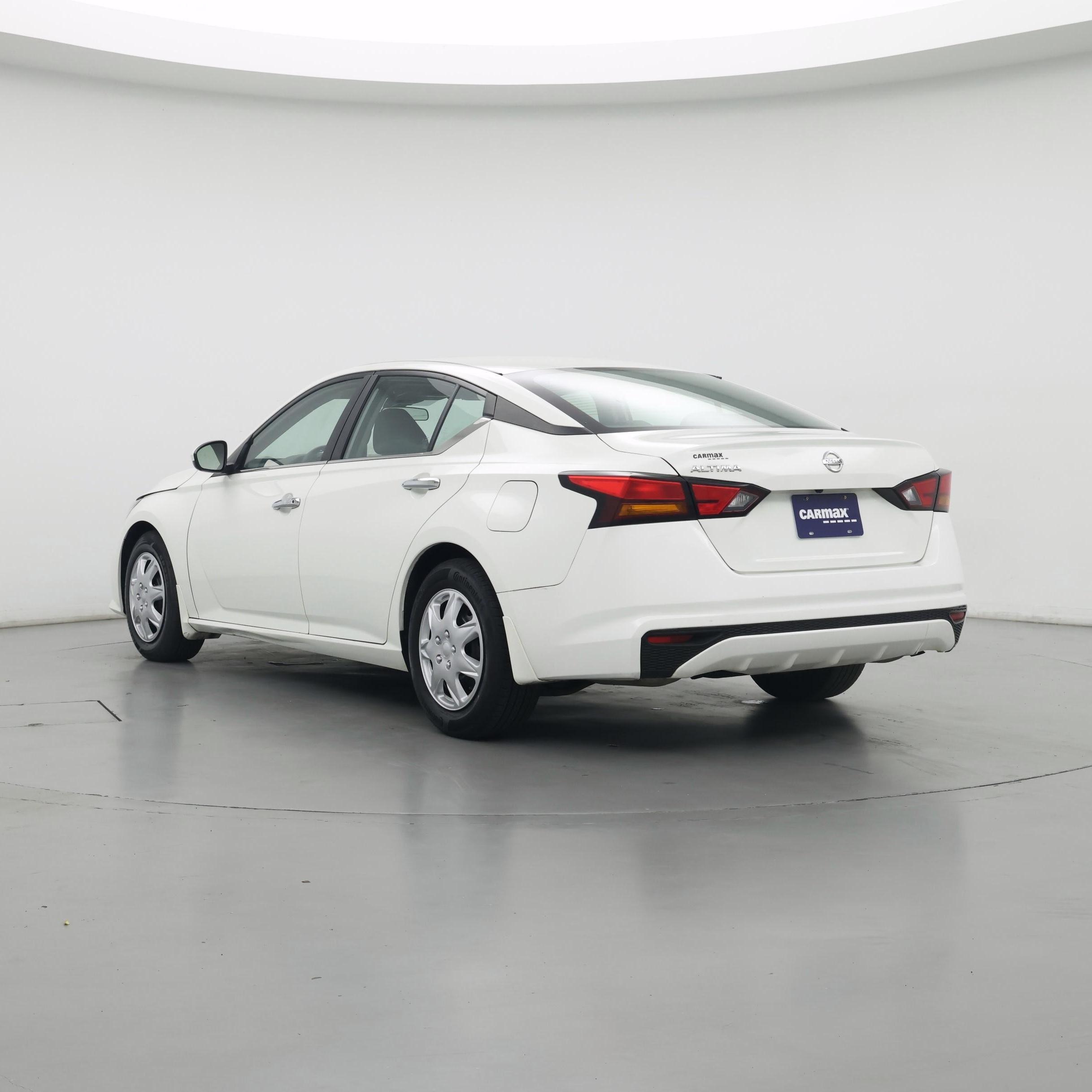 Thumbnail: 2022 Nissan Altima - 2