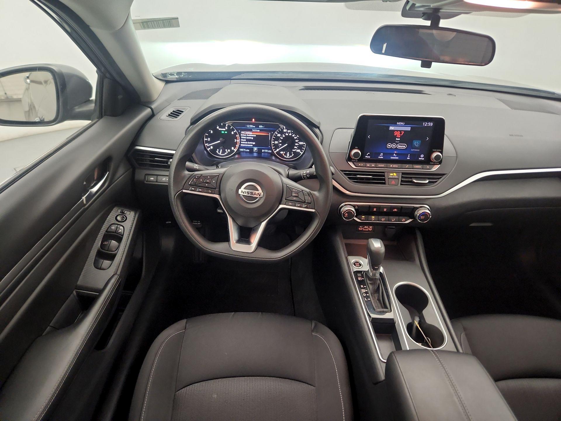Thumbnail: 2022 Nissan Altima - 10